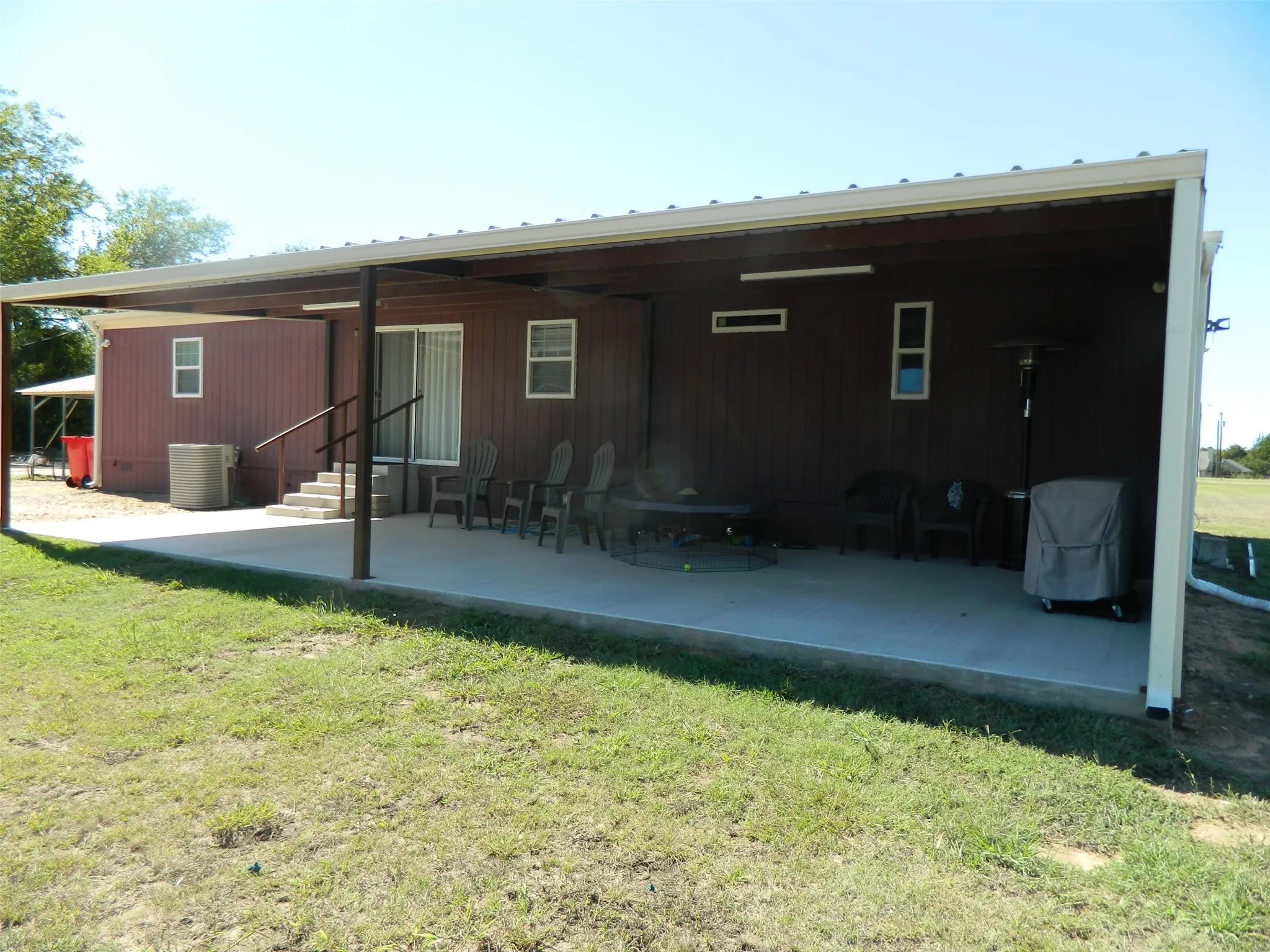 Mobile Home For Sale in Fannin County , 2418 FM 151, Whitewright, Texas 75491, 3 Bedroom, 2 Bathroom, 2 Garage spaces, 1,860 Sqft, built in 2017, mls#21401613, Real Estate Agent in Whitewright, Homes For Sale in Fannin county, Homes For Sale in Whitewright, Realtor in Whitewright Texas, Real Estate Brokerage Independent Realty Texas, Luminita Cordes Realtor