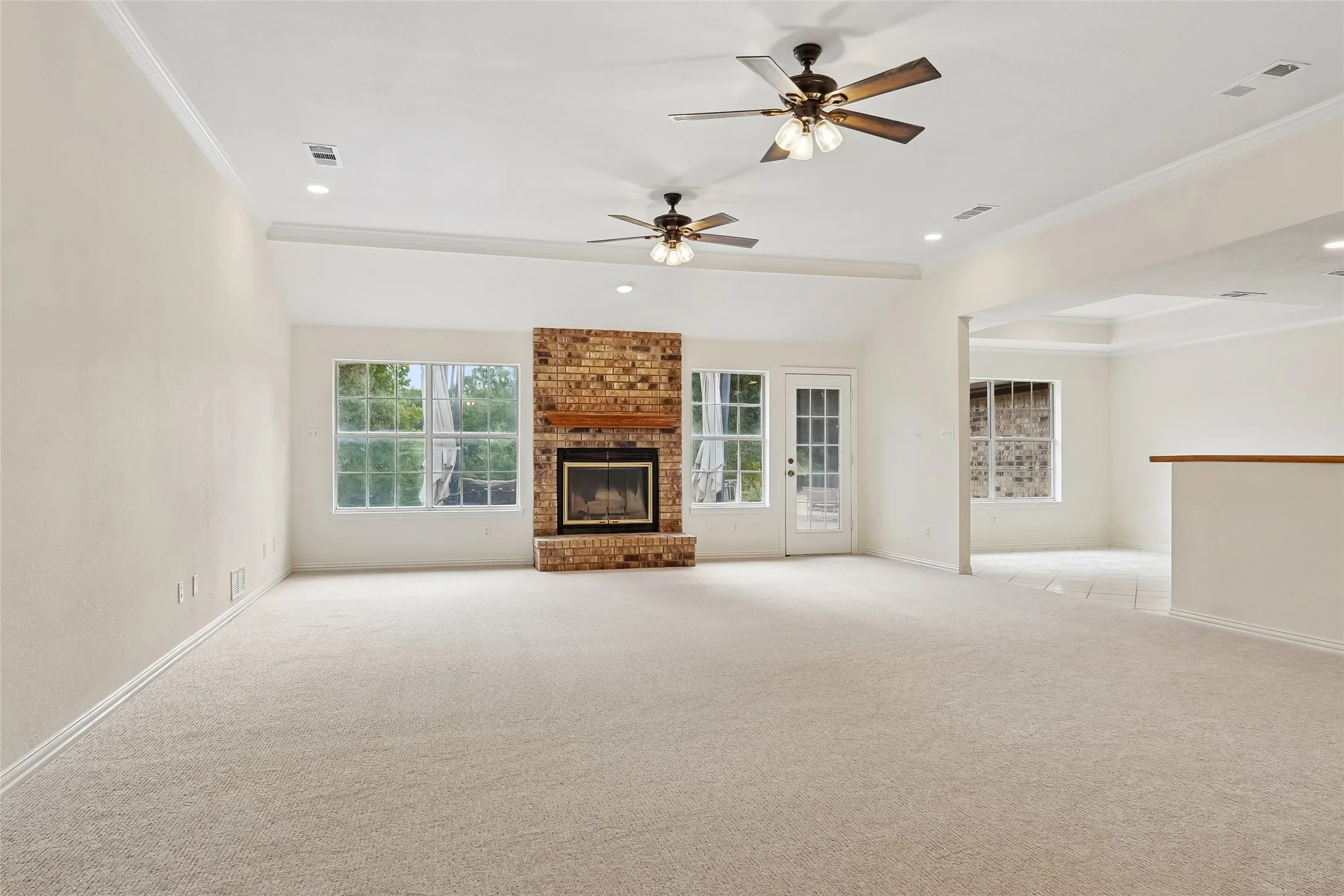 Single Family Residence For Sale in Denton County , 1570 Karen Drive, Argyle, Texas 76226, 3 Bedroom, 3 Bathroom, 2 Garage spaces, 2,271 Sqft, built in 1995, mls#21402472, Real Estate Agent in Argyle, Homes For Sale in Denton county, Homes For Sale in Argyle, Realtor in Argyle Texas, Real Estate Brokerage Independent Realty Texas, Luminita Cordes Realtor