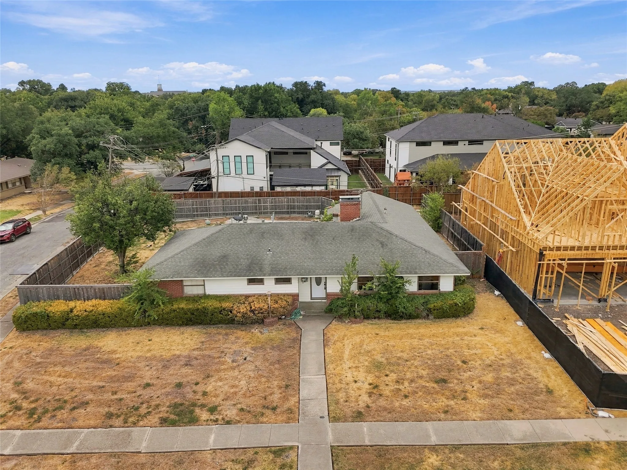 Single Family Residence For Sale in Dallas County , 3660 Warick Drive, Dallas, Texas 75229, 3 Bedroom, 2 Bathroom, 2 Garage spaces, 1,745 Sqft, built in 1956, mls#21399705, Real Estate Agent in Dallas, Homes For Sale in Dallas county, Homes For Sale in Dallas, Realtor in Dallas Texas, Real Estate Brokerage Independent Realty Texas, Luminita Cordes Realtor