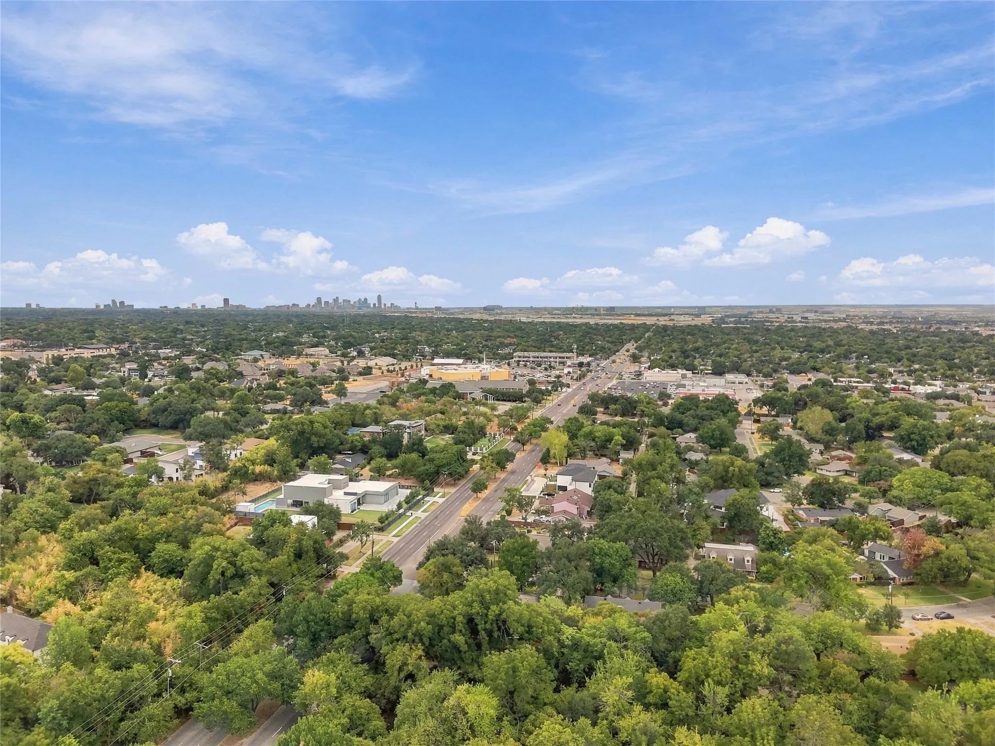 Single Family Residence For Sale in Dallas County , 3660 Warick Drive, Dallas, Texas 75229, 3 Bedroom, 2 Bathroom, 2 Garage spaces, 1,745 Sqft, built in 1956, mls#21399705, Real Estate Agent in Dallas, Homes For Sale in Dallas county, Homes For Sale in Dallas, Realtor in Dallas Texas, Real Estate Brokerage Independent Realty Texas, Luminita Cordes Realtor