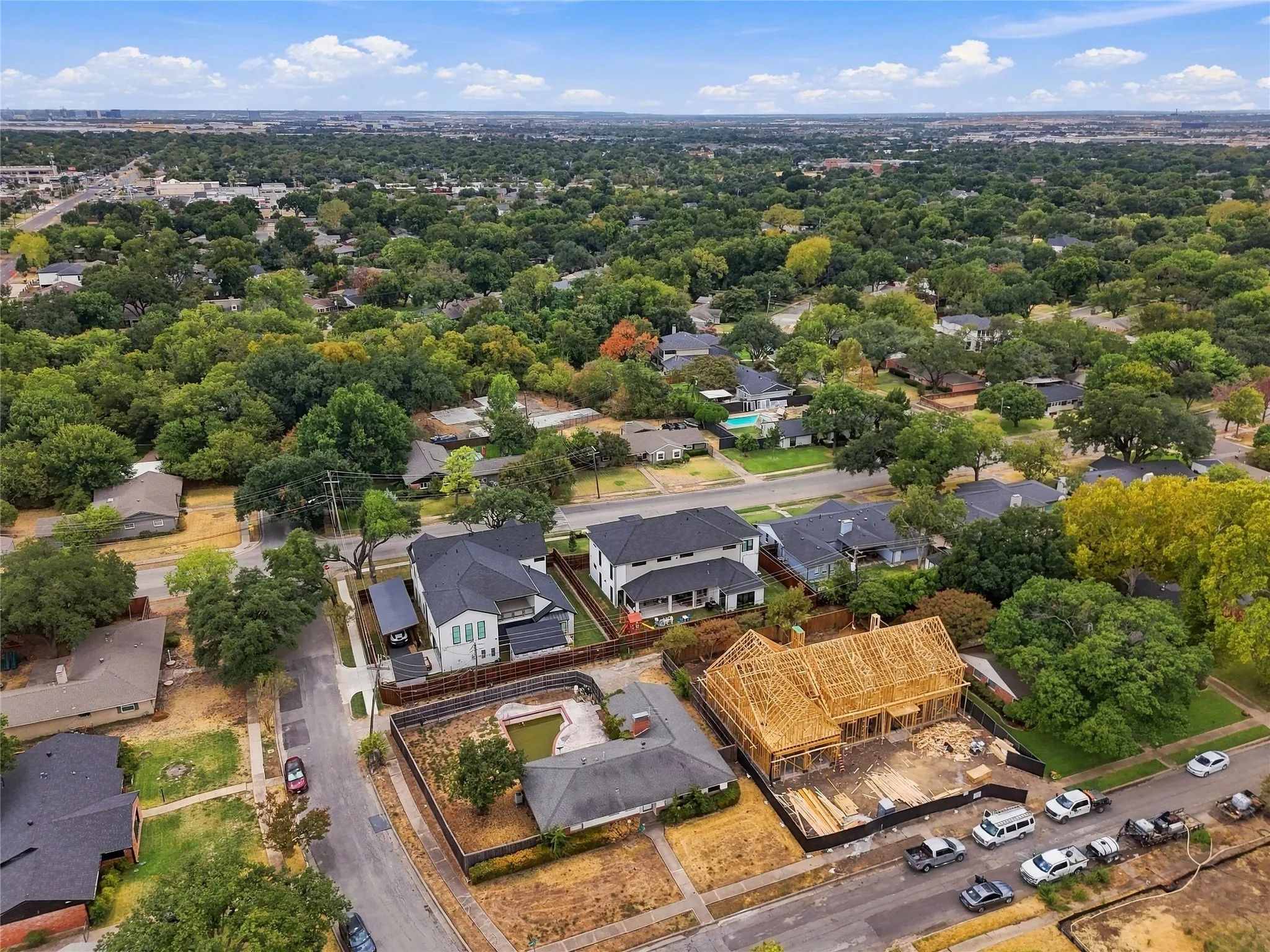 Single Family Residence For Sale in Dallas County , 3660 Warick Drive, Dallas, Texas 75229, 3 Bedroom, 2 Bathroom, 2 Garage spaces, 1,745 Sqft, built in 1956, mls#21399705, Real Estate Agent in Dallas, Homes For Sale in Dallas county, Homes For Sale in Dallas, Realtor in Dallas Texas, Real Estate Brokerage Independent Realty Texas, Luminita Cordes Realtor