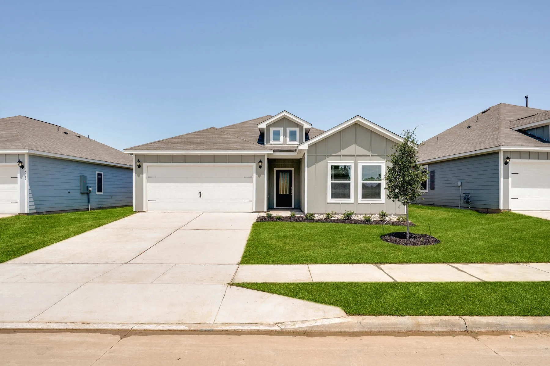 Single Family Residence For Rent in Tarrant County , 1317 Helca Drive, Fort Worth, Texas 76140, 3 Bedroom, 2 Bathroom, 2 Garage spaces, 1,600 Sqft, built in 2026, mls#21402489, Real Estate Agent in Fort Worth, Homes For Rent in Tarrant county, Homes For Rent in Fort Worth, Realtor in Fort Worth Texas, Real Estate Brokerage Independent Realty Texas, Luminita Cordes Realtor