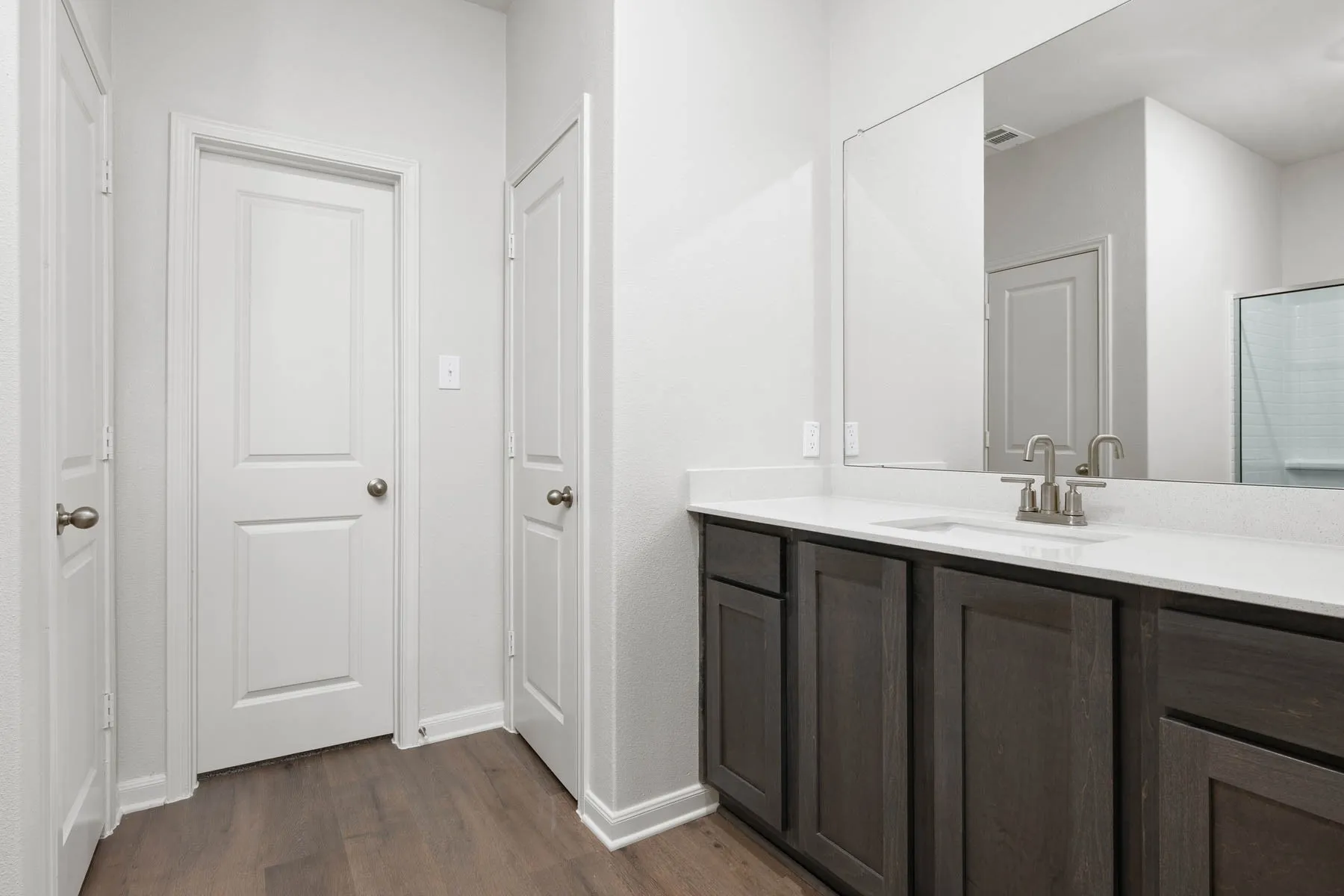 Single Family Residence For Rent in Tarrant County , 1317 Helca Drive, Fort Worth, Texas 76140, 3 Bedroom, 2 Bathroom, 2 Garage spaces, 1,600 Sqft, built in 2026, mls#21402489, Real Estate Agent in Fort Worth, Homes For Rent in Tarrant county, Homes For Rent in Fort Worth, Realtor in Fort Worth Texas, Real Estate Brokerage Independent Realty Texas, Luminita Cordes Realtor