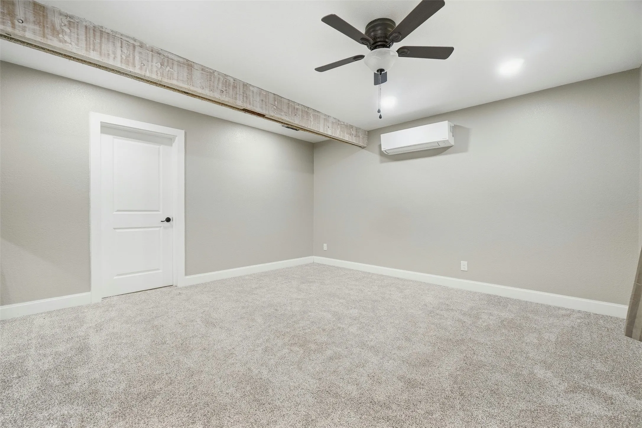 Single Family Residence For Sale in Hardeman County , 1202 Airport Road, Quanah, Texas 79252, 3 Bedroom, 3 Bathroom, Garage spaces, 1,918 Sqft, built in 1968, mls#21402486, Real Estate Agent in Quanah, Homes For Sale in Hardeman county, Homes For Sale in Quanah, Realtor in Quanah Texas, Real Estate Brokerage Independent Realty Texas, Luminita Cordes Realtor