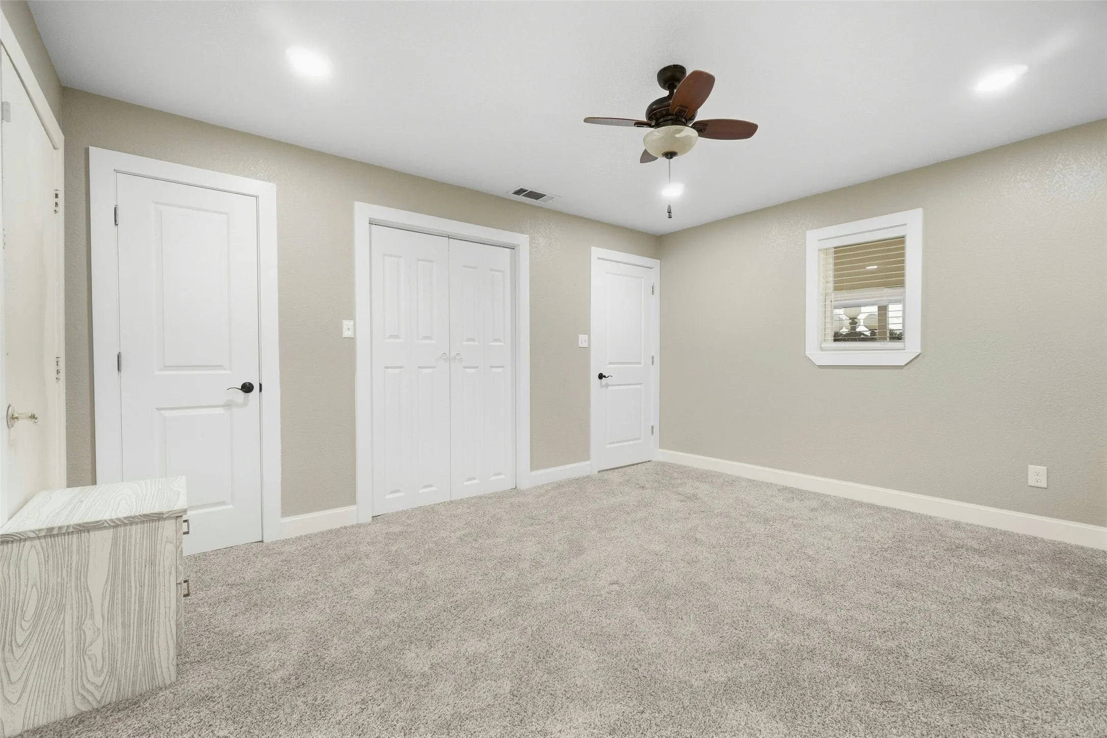 Single Family Residence For Sale in Hardeman County , 1202 Airport Road, Quanah, Texas 79252, 3 Bedroom, 3 Bathroom, Garage spaces, 1,918 Sqft, built in 1968, mls#21402486, Real Estate Agent in Quanah, Homes For Sale in Hardeman county, Homes For Sale in Quanah, Realtor in Quanah Texas, Real Estate Brokerage Independent Realty Texas, Luminita Cordes Realtor