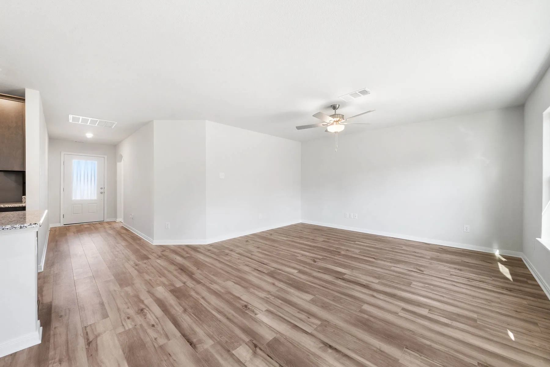 Single Family Residence For Sale in Dallas County , 6320 Hyena Hollow Drive, Dallas, Texas 75241, 3 Bedroom, 2 Bathroom, 2 Garage spaces, 1,175 Sqft, built in 2026, mls#21402490, Real Estate Agent in Dallas, Homes For Sale in Dallas county, Homes For Sale in Dallas, Realtor in Dallas Texas, Real Estate Brokerage Independent Realty Texas, Luminita Cordes Realtor