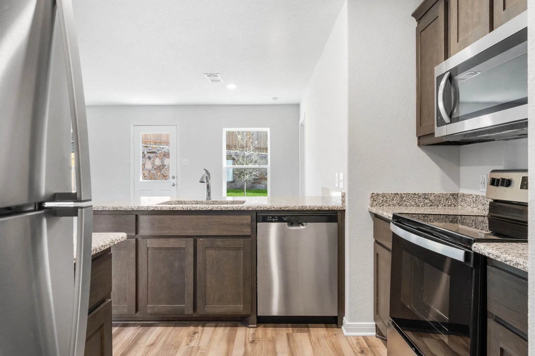 Single Family Residence For Sale in Dallas County , 6320 Hyena Hollow Drive, Dallas, Texas 75241, 3 Bedroom, 2 Bathroom, 2 Garage spaces, 1,175 Sqft, built in 2026, mls#21402490, Real Estate Agent in Dallas, Homes For Sale in Dallas county, Homes For Sale in Dallas, Realtor in Dallas Texas, Real Estate Brokerage Independent Realty Texas, Luminita Cordes Realtor