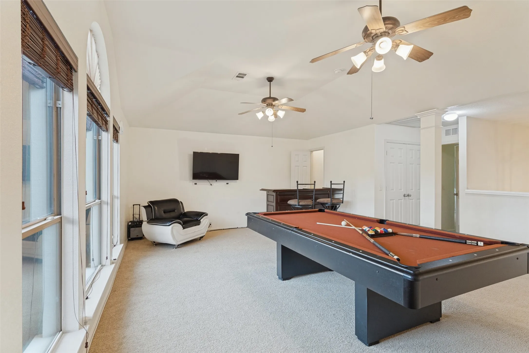 Single Family Residence For Sale in Tarrant County , 3000 Gettysburg Lane, Fort Worth, Texas 76123, 4 Bedroom, 3 Bathroom, 2 Garage spaces, 2,732 Sqft, built in 2005, mls#21402492, Real Estate Agent in Fort Worth, Homes For Sale in Tarrant county, Homes For Sale in Fort Worth, Realtor in Fort Worth Texas, Real Estate Brokerage Independent Realty Texas, Luminita Cordes Realtor