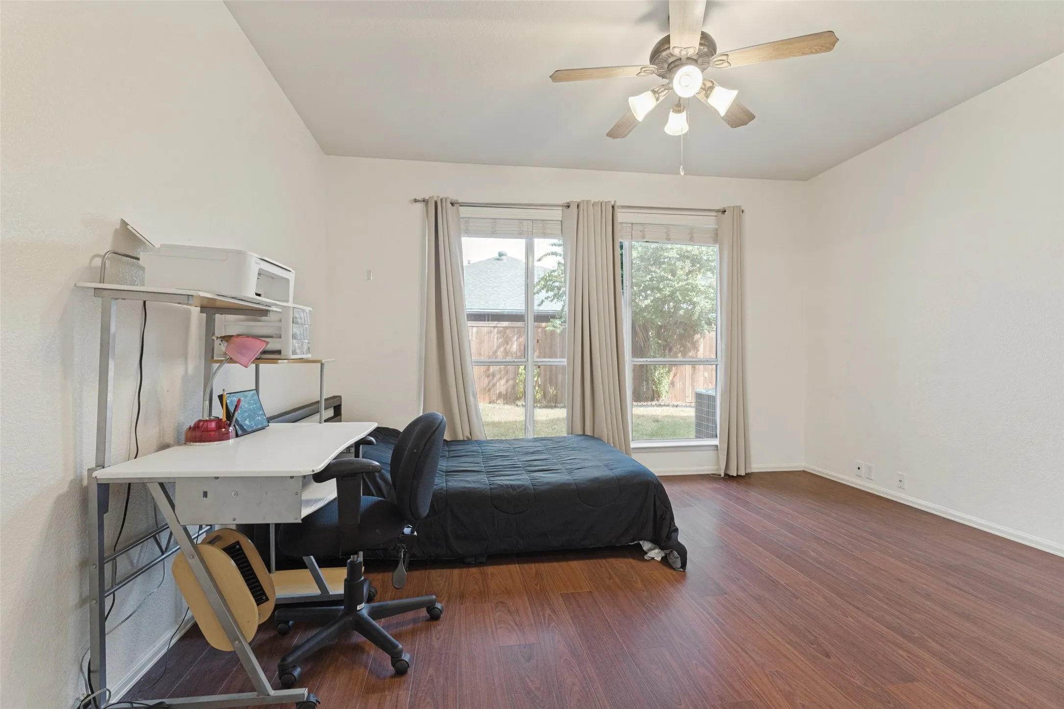 Single Family Residence For Sale in Tarrant County , 3000 Gettysburg Lane, Fort Worth, Texas 76123, 4 Bedroom, 3 Bathroom, 2 Garage spaces, 2,732 Sqft, built in 2005, mls#21402492, Real Estate Agent in Fort Worth, Homes For Sale in Tarrant county, Homes For Sale in Fort Worth, Realtor in Fort Worth Texas, Real Estate Brokerage Independent Realty Texas, Luminita Cordes Realtor