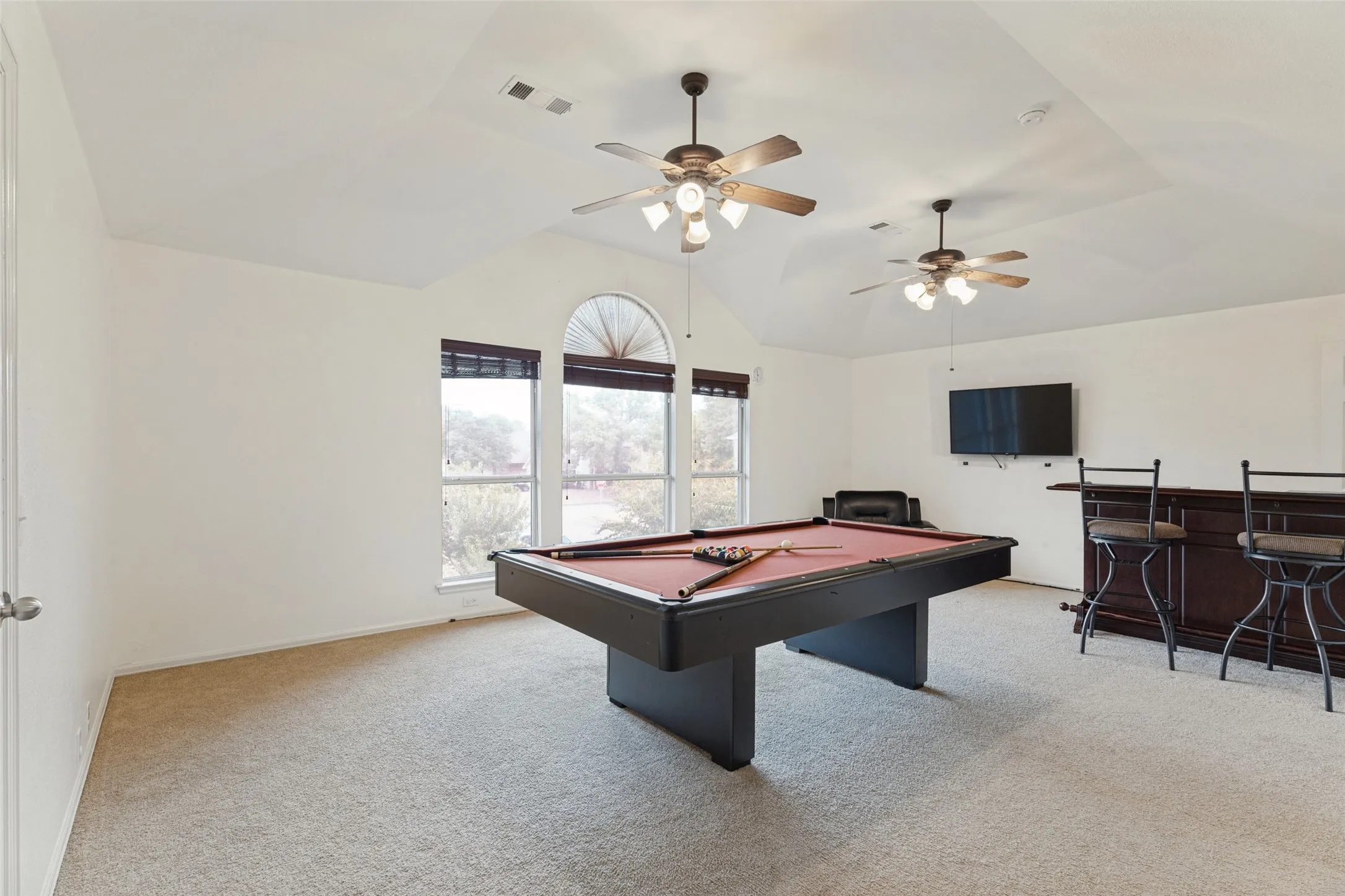 Single Family Residence For Sale in Tarrant County , 3000 Gettysburg Lane, Fort Worth, Texas 76123, 4 Bedroom, 3 Bathroom, 2 Garage spaces, 2,732 Sqft, built in 2005, mls#21402492, Real Estate Agent in Fort Worth, Homes For Sale in Tarrant county, Homes For Sale in Fort Worth, Realtor in Fort Worth Texas, Real Estate Brokerage Independent Realty Texas, Luminita Cordes Realtor