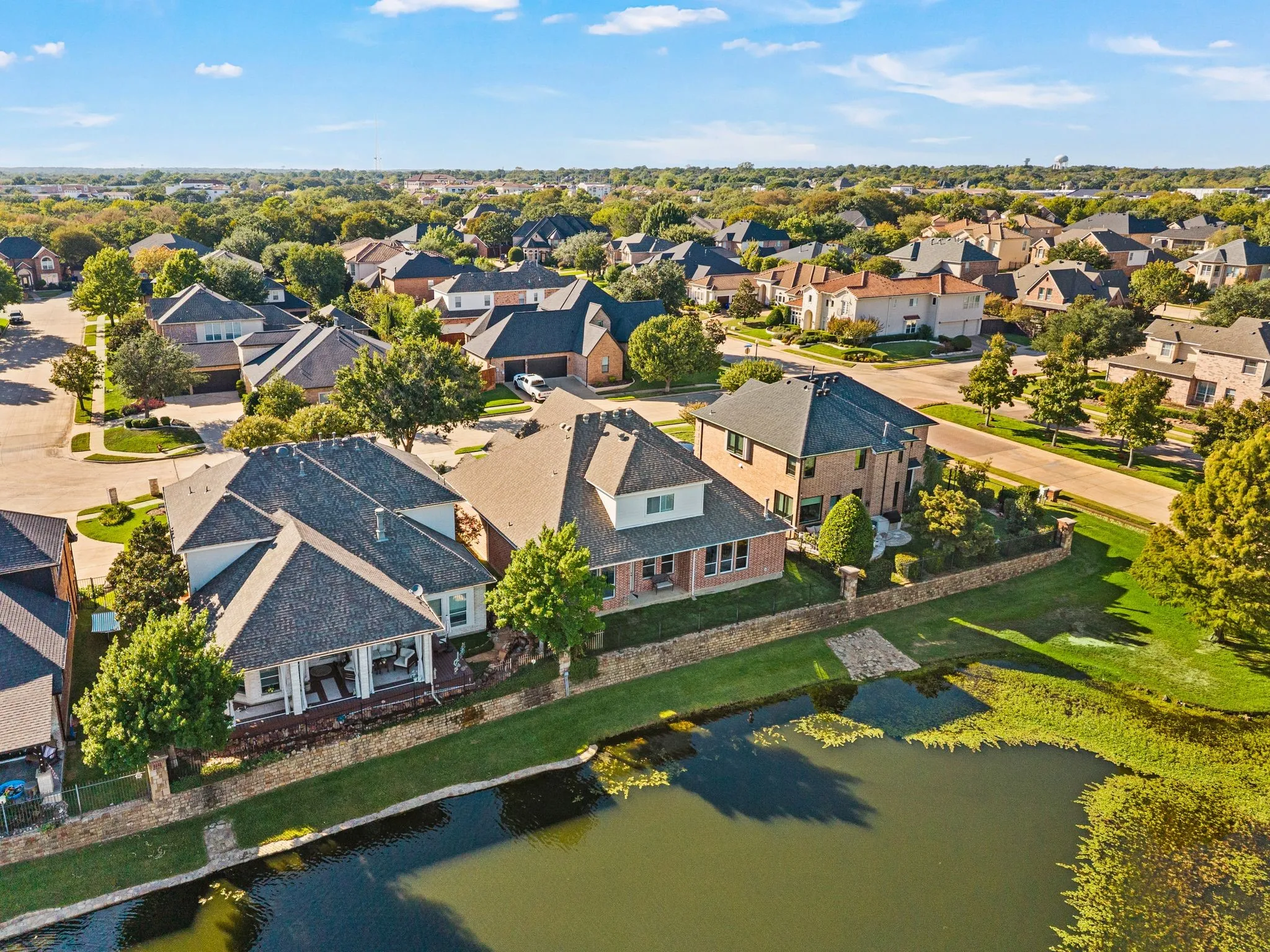 Single Family Residence For Sale in Tarrant County , 5009 San Gabriel Avenue, Colleyville, Texas 76034, 4 Bedroom, 4 Bathroom, 2 Garage spaces, 3,072 Sqft, built in 2003, mls#21392868, Real Estate Agent in Colleyville, Homes For Sale in Tarrant county, Homes For Sale in Colleyville, Realtor in Colleyville Texas, Real Estate Brokerage Independent Realty Texas, Luminita Cordes Realtor