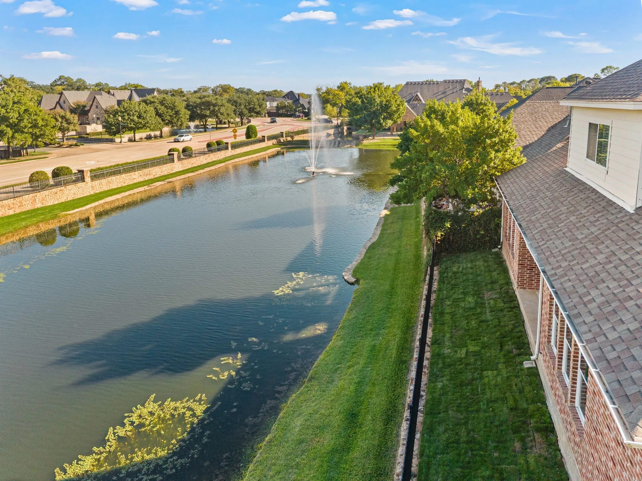 Single Family Residence For Sale in Tarrant County , 5009 San Gabriel Avenue, Colleyville, Texas 76034, 4 Bedroom, 4 Bathroom, 2 Garage spaces, 3,072 Sqft, built in 2003, mls#21392868, Real Estate Agent in Colleyville, Homes For Sale in Tarrant county, Homes For Sale in Colleyville, Realtor in Colleyville Texas, Real Estate Brokerage Independent Realty Texas, Luminita Cordes Realtor