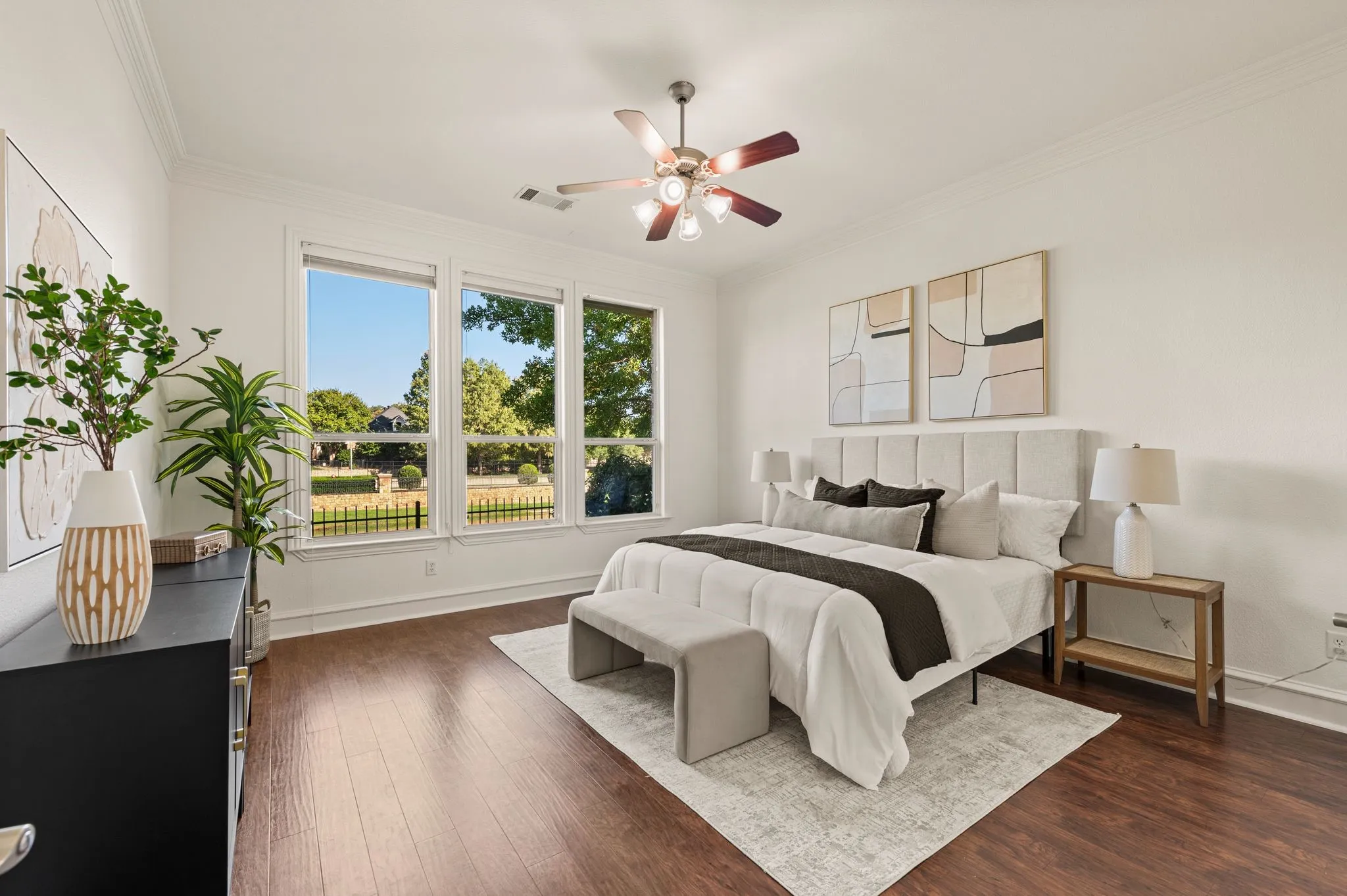 Single Family Residence For Sale in Tarrant County , 5009 San Gabriel Avenue, Colleyville, Texas 76034, 4 Bedroom, 4 Bathroom, 2 Garage spaces, 3,072 Sqft, built in 2003, mls#21392868, Real Estate Agent in Colleyville, Homes For Sale in Tarrant county, Homes For Sale in Colleyville, Realtor in Colleyville Texas, Real Estate Brokerage Independent Realty Texas, Luminita Cordes Realtor