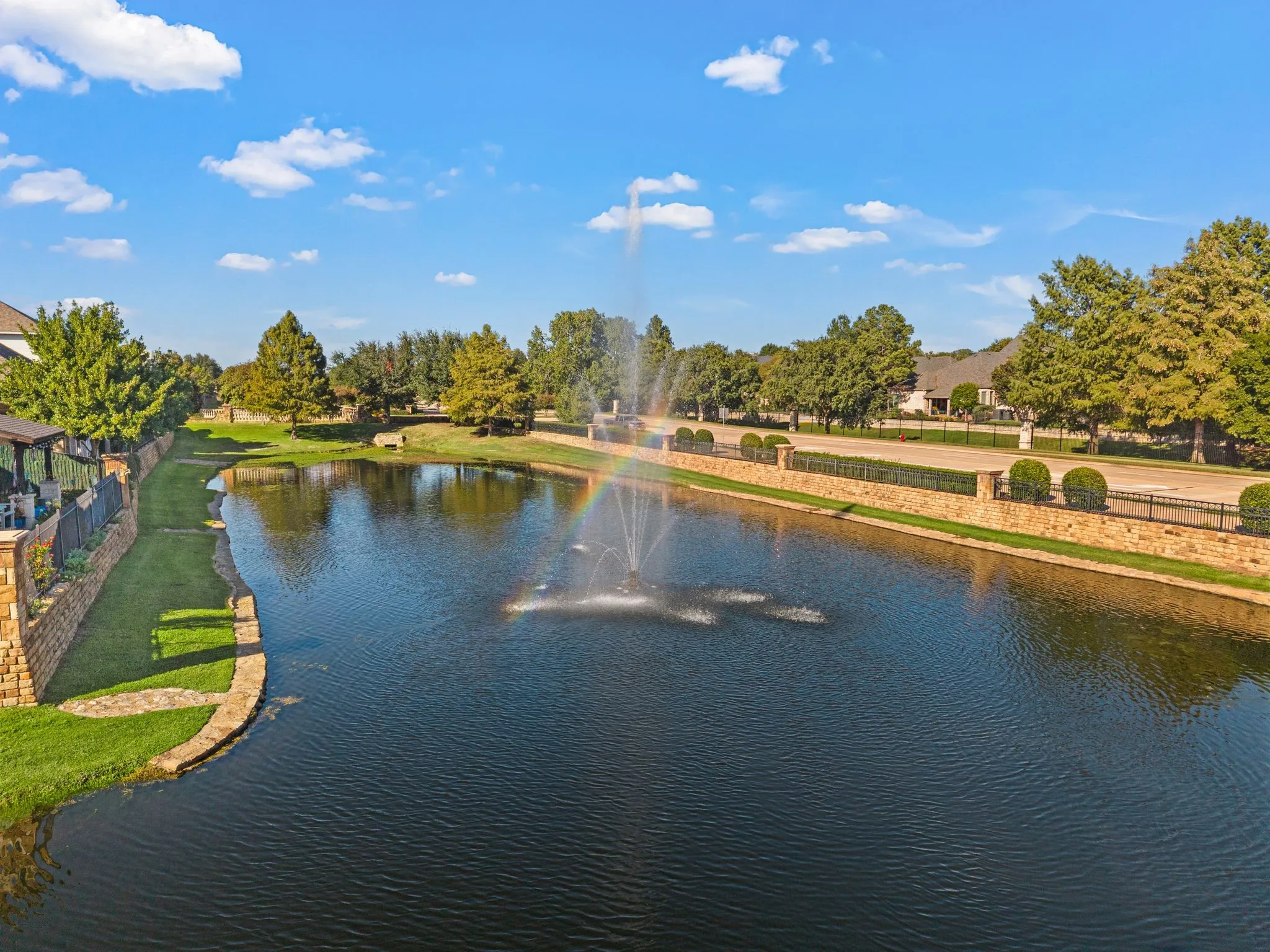 Single Family Residence For Sale in Tarrant County , 5009 San Gabriel Avenue, Colleyville, Texas 76034, 4 Bedroom, 4 Bathroom, 2 Garage spaces, 3,072 Sqft, built in 2003, mls#21392868, Real Estate Agent in Colleyville, Homes For Sale in Tarrant county, Homes For Sale in Colleyville, Realtor in Colleyville Texas, Real Estate Brokerage Independent Realty Texas, Luminita Cordes Realtor