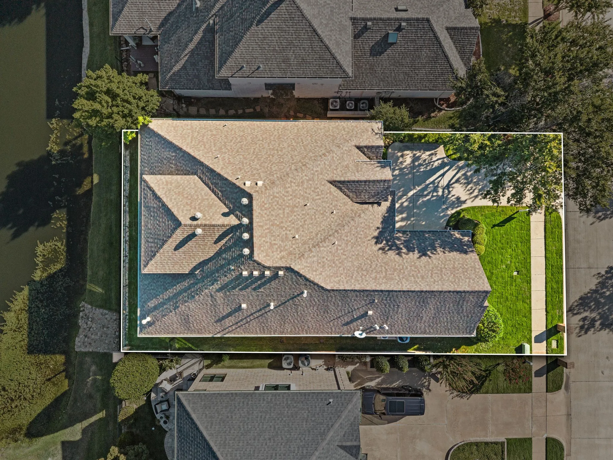 Single Family Residence For Sale in Tarrant County , 5009 San Gabriel Avenue, Colleyville, Texas 76034, 4 Bedroom, 4 Bathroom, 2 Garage spaces, 3,072 Sqft, built in 2003, mls#21392868, Real Estate Agent in Colleyville, Homes For Sale in Tarrant county, Homes For Sale in Colleyville, Realtor in Colleyville Texas, Real Estate Brokerage Independent Realty Texas, Luminita Cordes Realtor