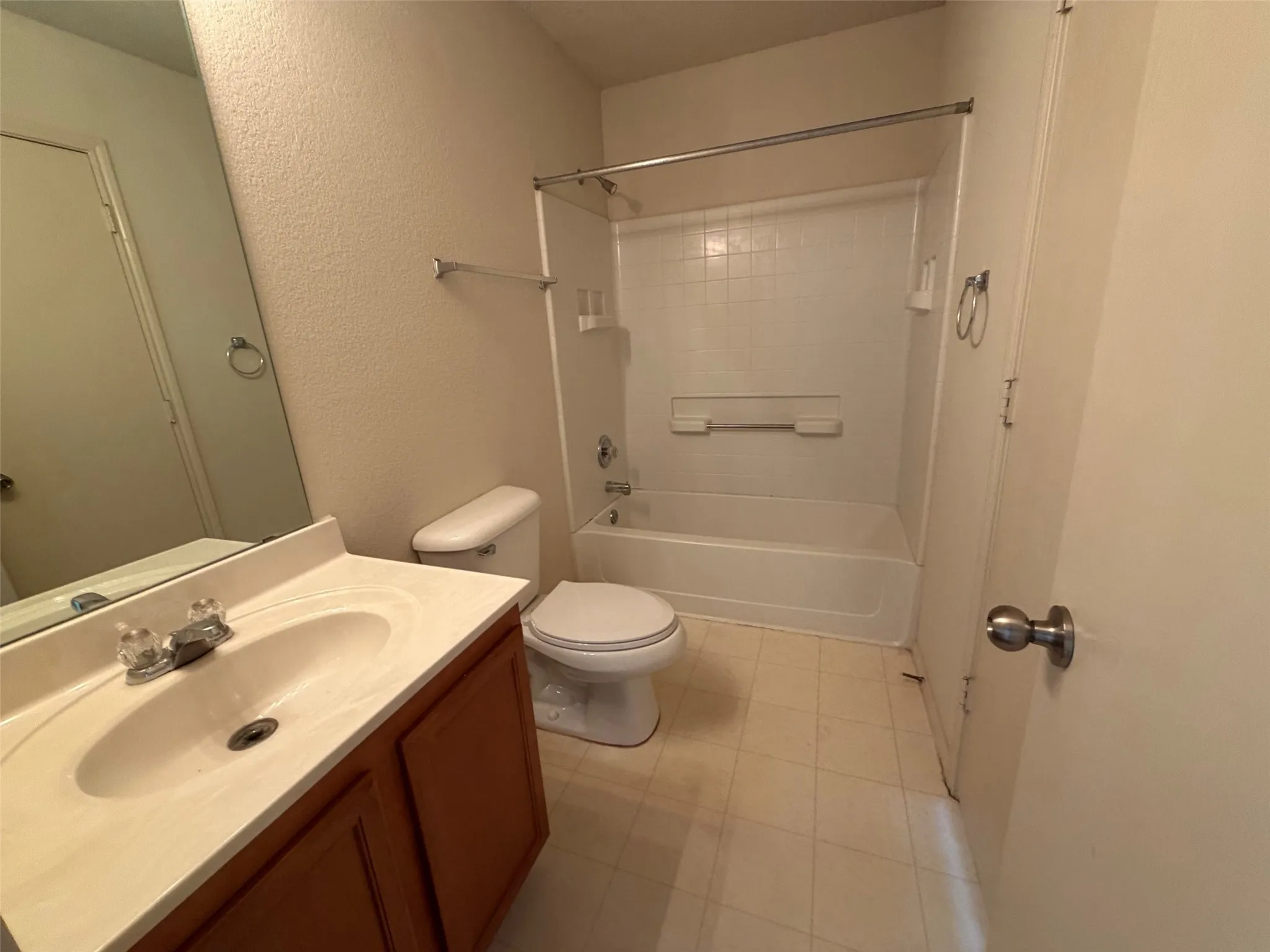 Hall bathroom.