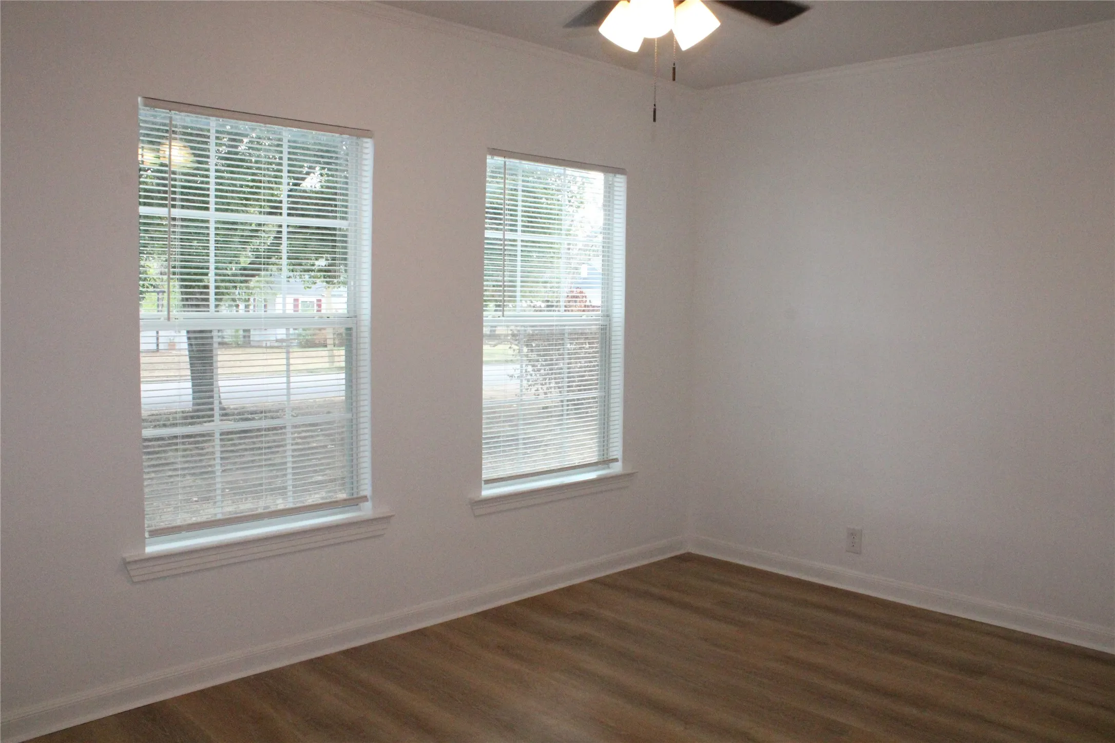 Single Family Residence For Sale in Brown County , 1021 SANTA CLARA DR, Brownwood, Texas 76801, 3 Bedroom, 2 Bathroom, Garage spaces, 1,630 Sqft, built in 0, mls#21402232, Real Estate Agent in Brownwood, Homes For Sale in Brown county, Homes For Sale in Brownwood, Realtor in Brownwood Texas, Real Estate Brokerage Independent Realty Texas, Luminita Cordes Realtor