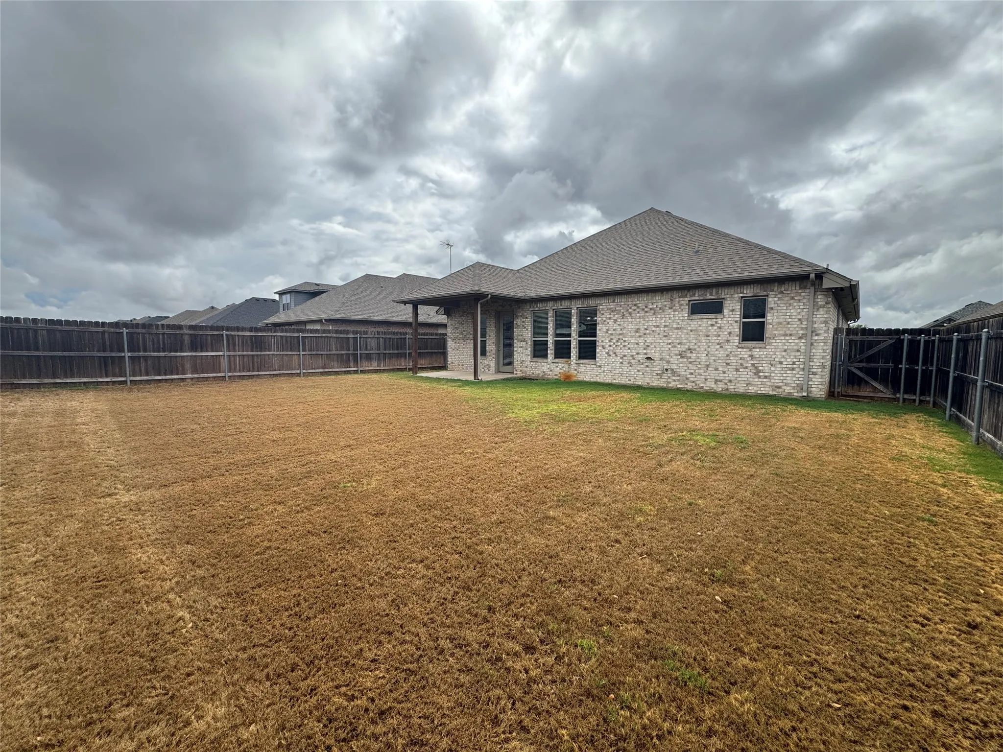 Single Family Residence For Sale in Hood County , 3205 Windcrest Drive, Granbury, Texas 76049, 3 Bedroom, 2 Bathroom, 2 Garage spaces, 1,758 Sqft, built in 2020, mls#21402501, Real Estate Agent in Granbury, Homes For Sale in Hood county, Homes For Sale in Granbury, Realtor in Granbury Texas, Real Estate Brokerage Independent Realty Texas, Luminita Cordes Realtor