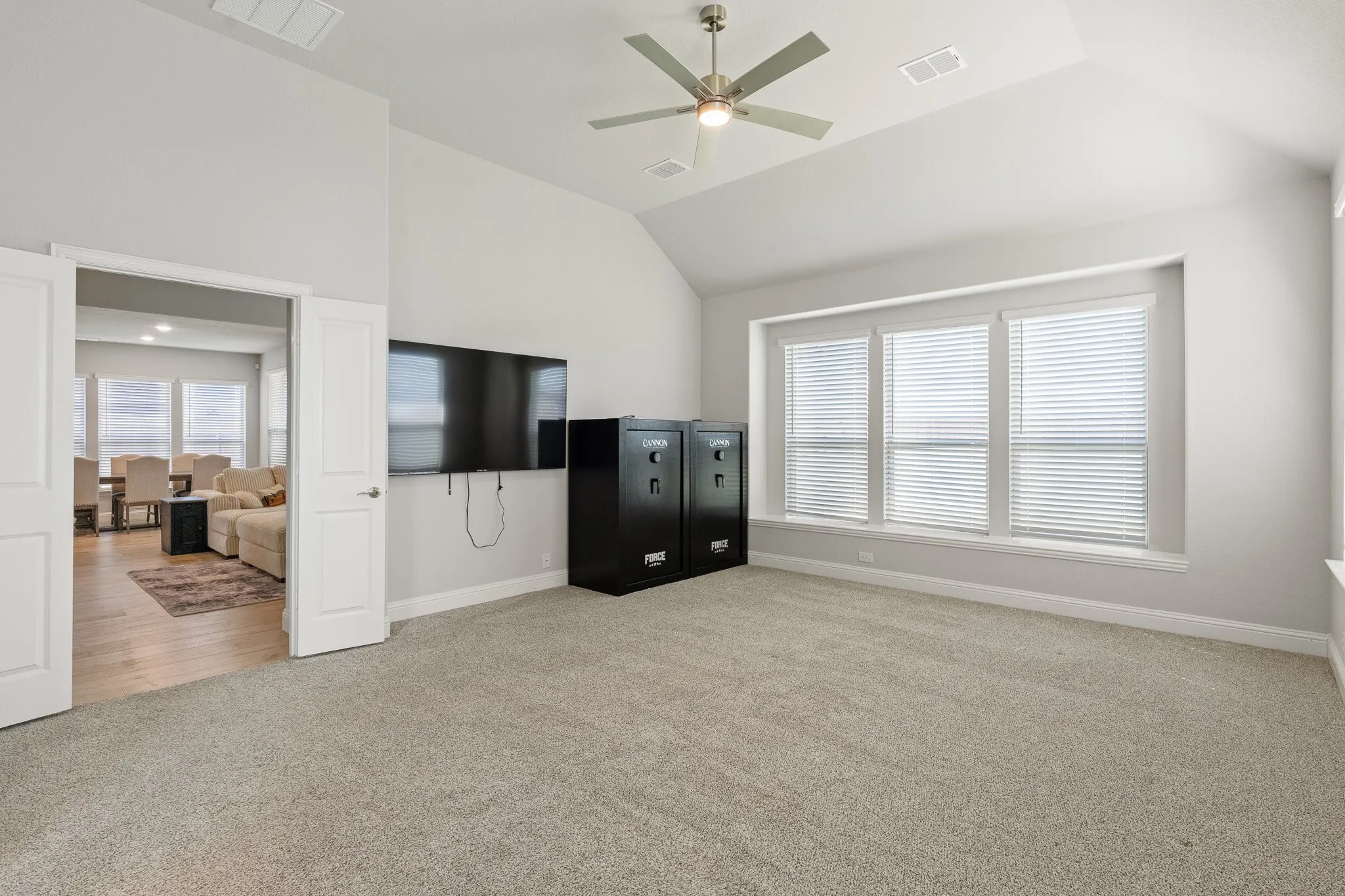 Single Family Residence For Sale in Johnson County , 12516 Panther Creek Drive, Godley, Texas 76044, 4 Bedroom, 4 Bathroom, 3 Garage spaces, 3,430 Sqft, built in 2024, mls#21401439, Real Estate Agent in Godley, Homes For Sale in Johnson county, Homes For Sale in Godley, Realtor in Godley Texas, Real Estate Brokerage Independent Realty Texas, Luminita Cordes Realtor