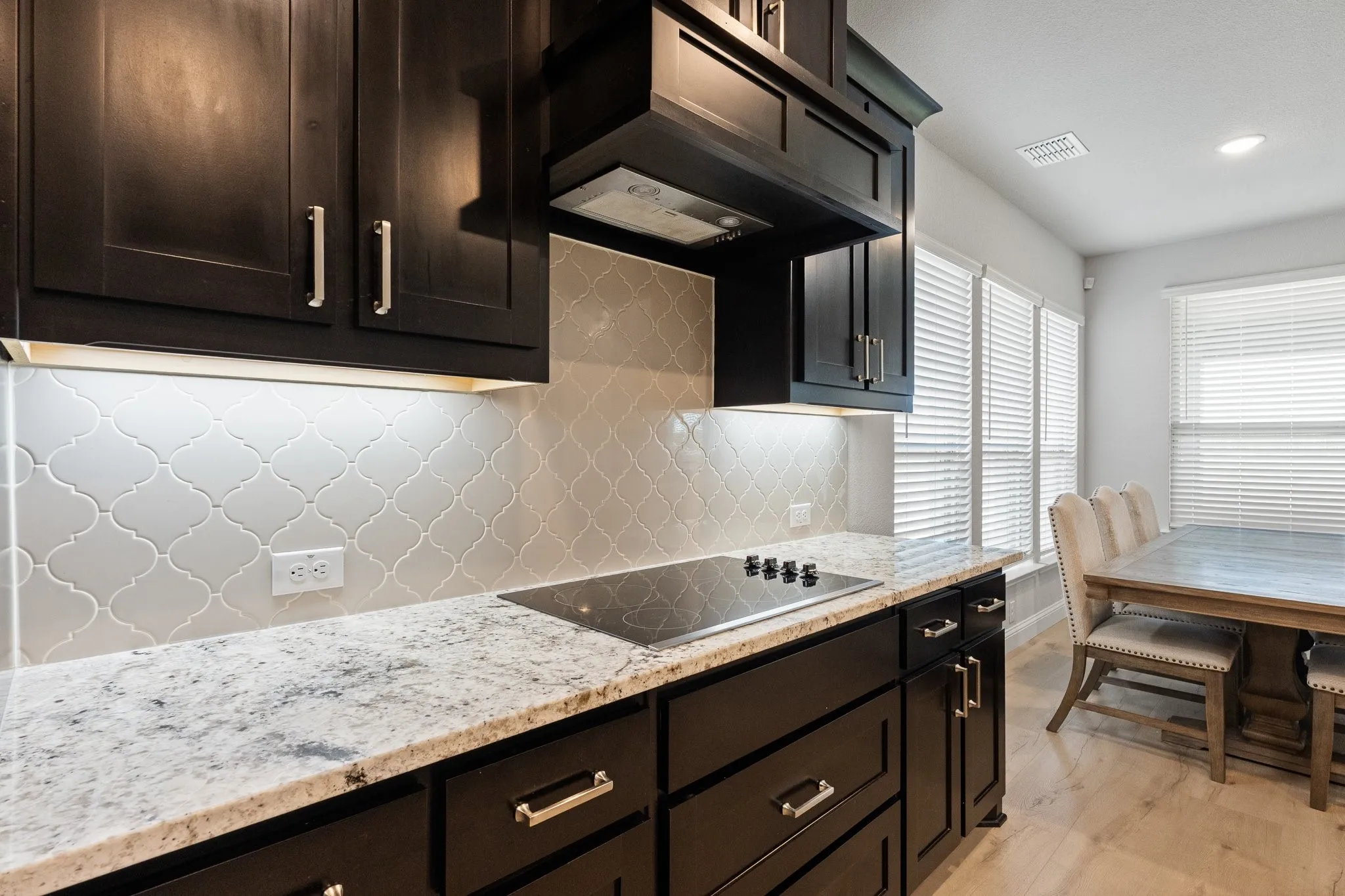 Single Family Residence For Sale in Johnson County , 12516 Panther Creek Drive, Godley, Texas 76044, 4 Bedroom, 4 Bathroom, 3 Garage spaces, 3,430 Sqft, built in 2024, mls#21401439, Real Estate Agent in Godley, Homes For Sale in Johnson county, Homes For Sale in Godley, Realtor in Godley Texas, Real Estate Brokerage Independent Realty Texas, Luminita Cordes Realtor
