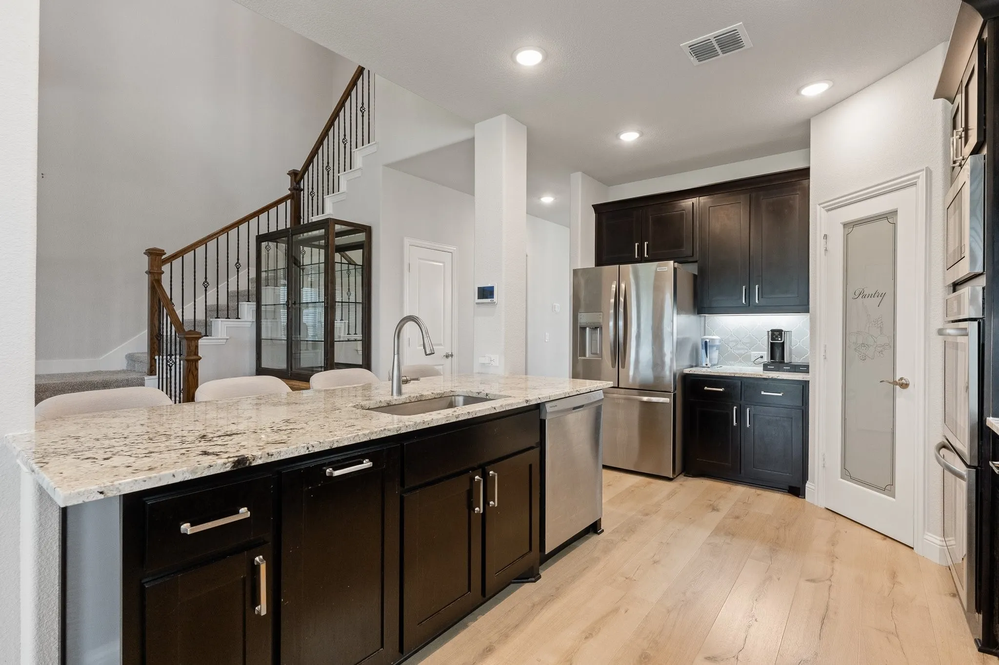 Single Family Residence For Sale in Johnson County , 12516 Panther Creek Drive, Godley, Texas 76044, 4 Bedroom, 4 Bathroom, 3 Garage spaces, 3,430 Sqft, built in 2024, mls#21401439, Real Estate Agent in Godley, Homes For Sale in Johnson county, Homes For Sale in Godley, Realtor in Godley Texas, Real Estate Brokerage Independent Realty Texas, Luminita Cordes Realtor