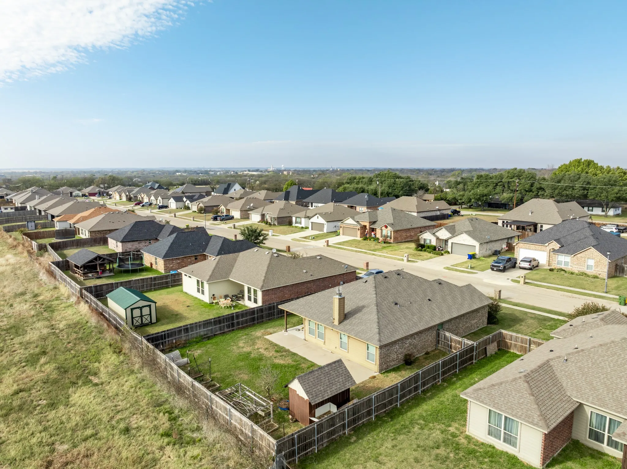 Single Family Residence For Rent in Hill County , 422 Stoneridge Drive, Hillsboro, Texas 76645, 3 Bedroom, 2 Bathroom, 2 Garage spaces, 1,535 Sqft, built in 2018, mls#21402249, Real Estate Agent in Hillsboro, Homes For Rent in Hill county, Homes For Rent in Hillsboro, Realtor in Hillsboro Texas, Real Estate Brokerage Independent Realty Texas, Luminita Cordes Realtor