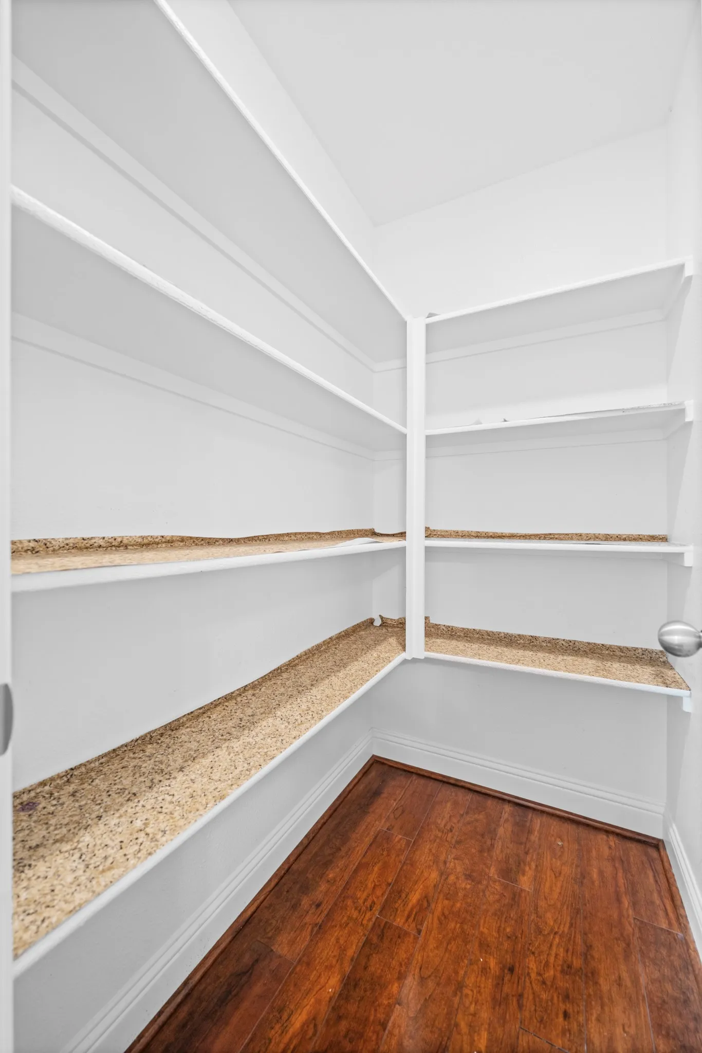 Single Family Residence For Rent in Hill County , 422 Stoneridge Drive, Hillsboro, Texas 76645, 3 Bedroom, 2 Bathroom, 2 Garage spaces, 1,535 Sqft, built in 2018, mls#21402249, Real Estate Agent in Hillsboro, Homes For Rent in Hill county, Homes For Rent in Hillsboro, Realtor in Hillsboro Texas, Real Estate Brokerage Independent Realty Texas, Luminita Cordes Realtor
