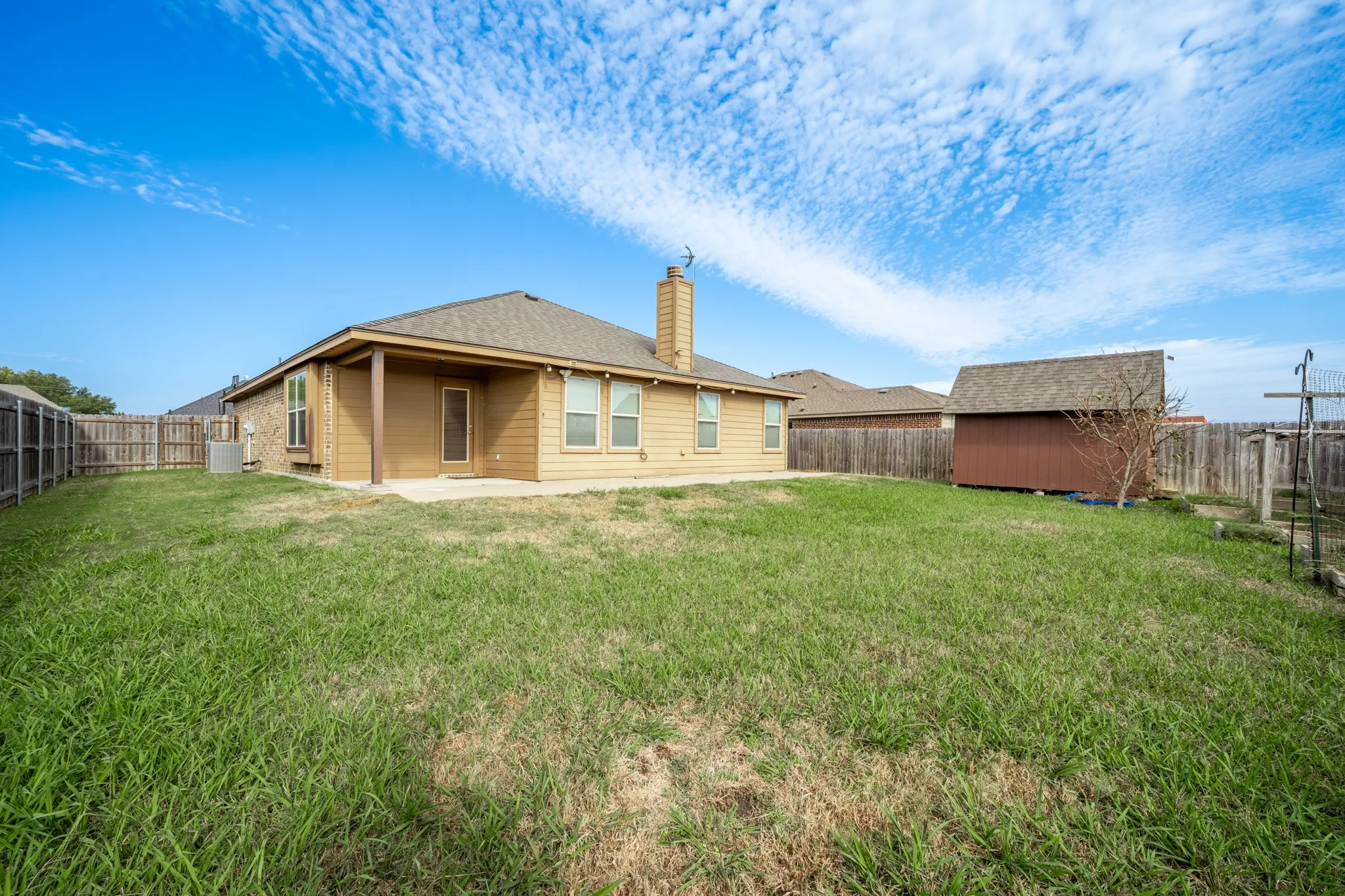 Single Family Residence For Rent in Hill County , 422 Stoneridge Drive, Hillsboro, Texas 76645, 3 Bedroom, 2 Bathroom, 2 Garage spaces, 1,535 Sqft, built in 2018, mls#21402249, Real Estate Agent in Hillsboro, Homes For Rent in Hill county, Homes For Rent in Hillsboro, Realtor in Hillsboro Texas, Real Estate Brokerage Independent Realty Texas, Luminita Cordes Realtor