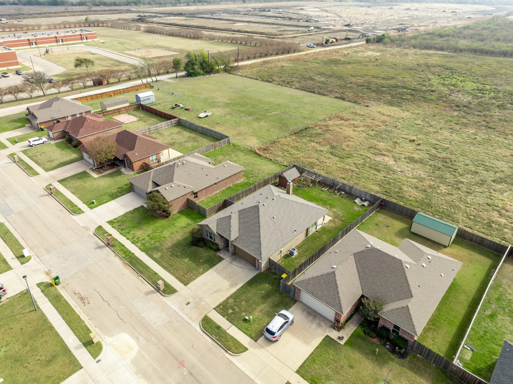 Single Family Residence For Rent in Hill County , 422 Stoneridge Drive, Hillsboro, Texas 76645, 3 Bedroom, 2 Bathroom, 2 Garage spaces, 1,535 Sqft, built in 2018, mls#21402249, Real Estate Agent in Hillsboro, Homes For Rent in Hill county, Homes For Rent in Hillsboro, Realtor in Hillsboro Texas, Real Estate Brokerage Independent Realty Texas, Luminita Cordes Realtor