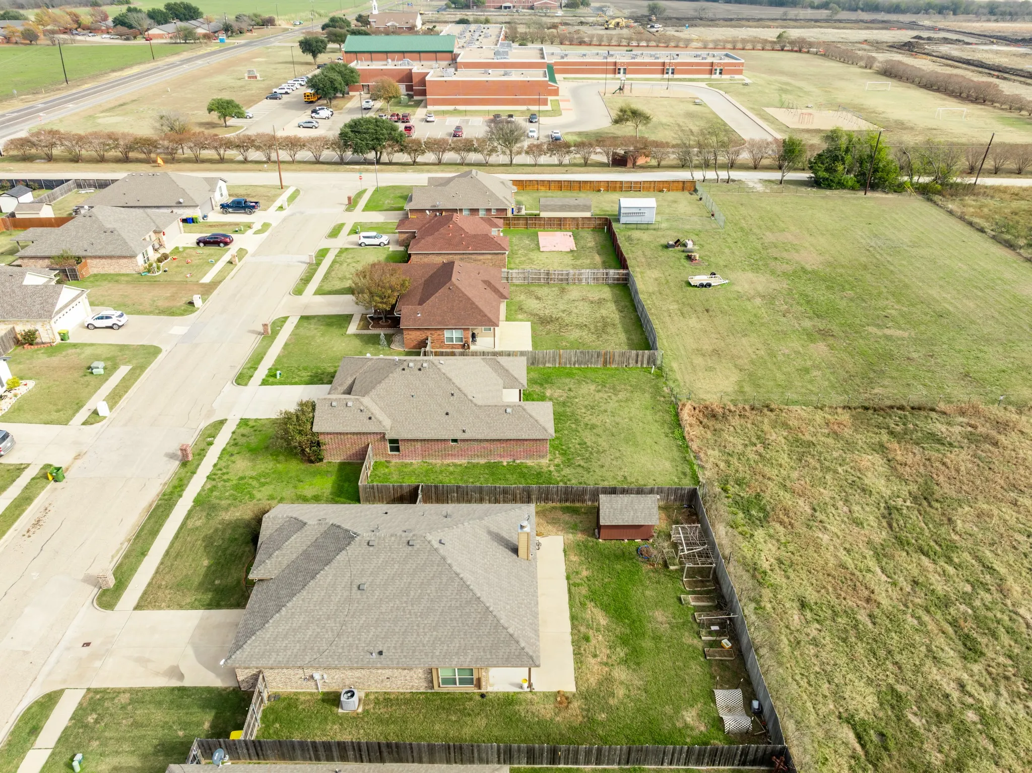 Single Family Residence For Rent in Hill County , 422 Stoneridge Drive, Hillsboro, Texas 76645, 3 Bedroom, 2 Bathroom, 2 Garage spaces, 1,535 Sqft, built in 2018, mls#21402249, Real Estate Agent in Hillsboro, Homes For Rent in Hill county, Homes For Rent in Hillsboro, Realtor in Hillsboro Texas, Real Estate Brokerage Independent Realty Texas, Luminita Cordes Realtor