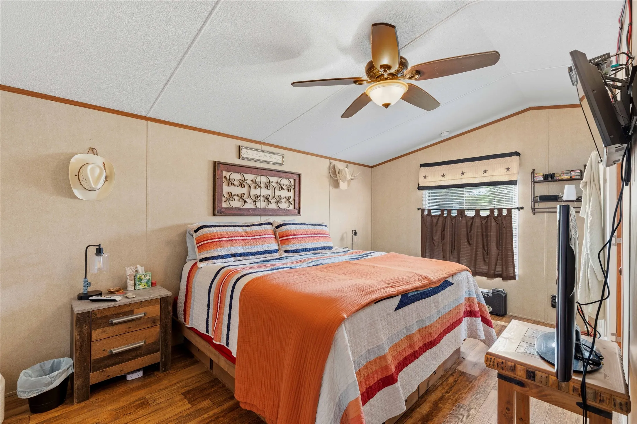 Farm For Sale in Coleman County , 5782 Farm to Market 2131, Coleman, Texas 76834, 6 Bedroom, 5 Bathroom, 4 Garage spaces, 3,989 Sqft, built in 2013, mls#21400087, Real Estate Agent in Coleman, Homes For Sale in Coleman county, Homes For Sale in Coleman, Realtor in Coleman Texas, Real Estate Brokerage Independent Realty Texas, Luminita Cordes Realtor