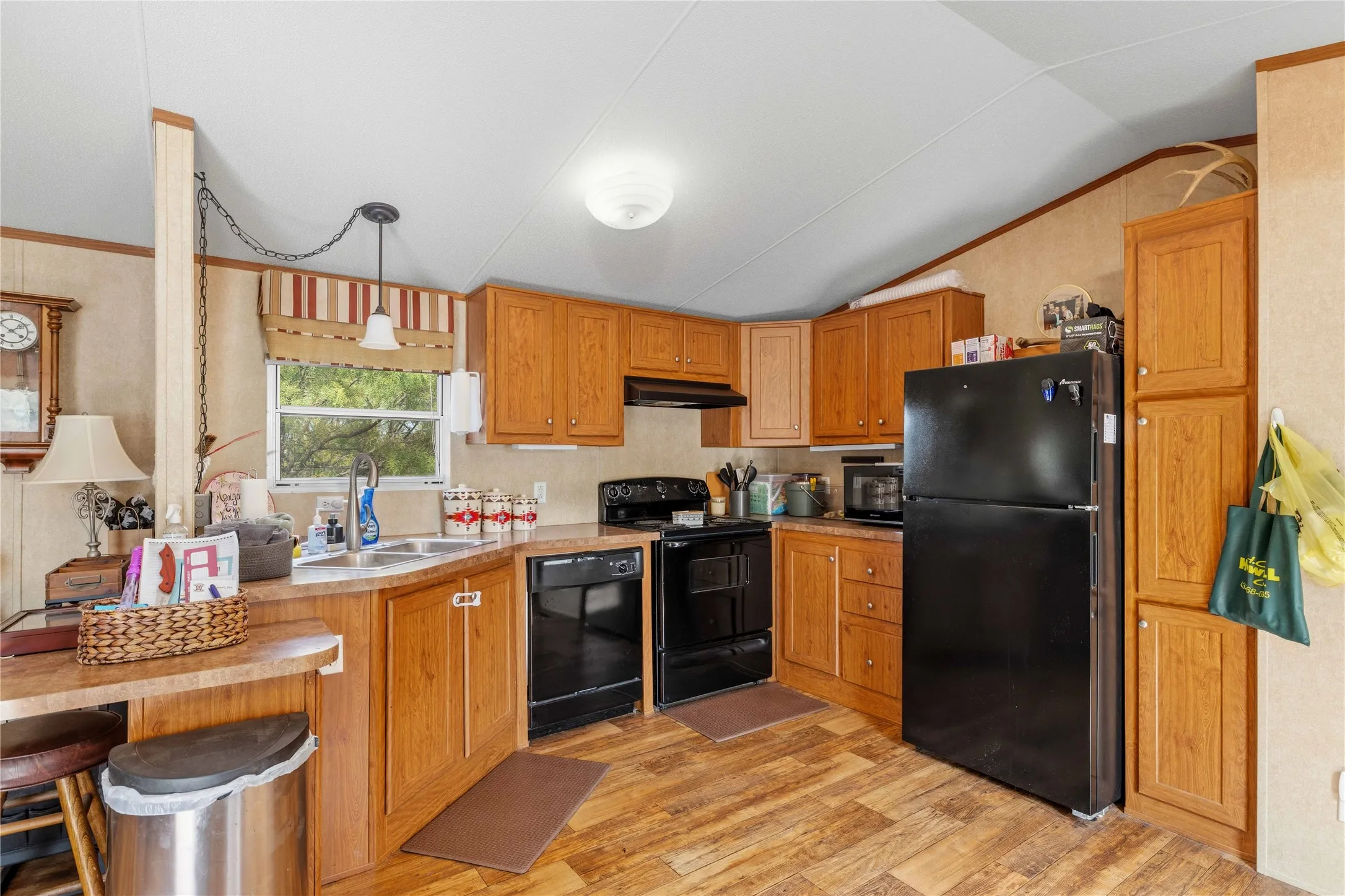 Farm For Sale in Coleman County , 5782 Farm to Market 2131, Coleman, Texas 76834, 6 Bedroom, 5 Bathroom, 4 Garage spaces, 3,989 Sqft, built in 2013, mls#21400087, Real Estate Agent in Coleman, Homes For Sale in Coleman county, Homes For Sale in Coleman, Realtor in Coleman Texas, Real Estate Brokerage Independent Realty Texas, Luminita Cordes Realtor