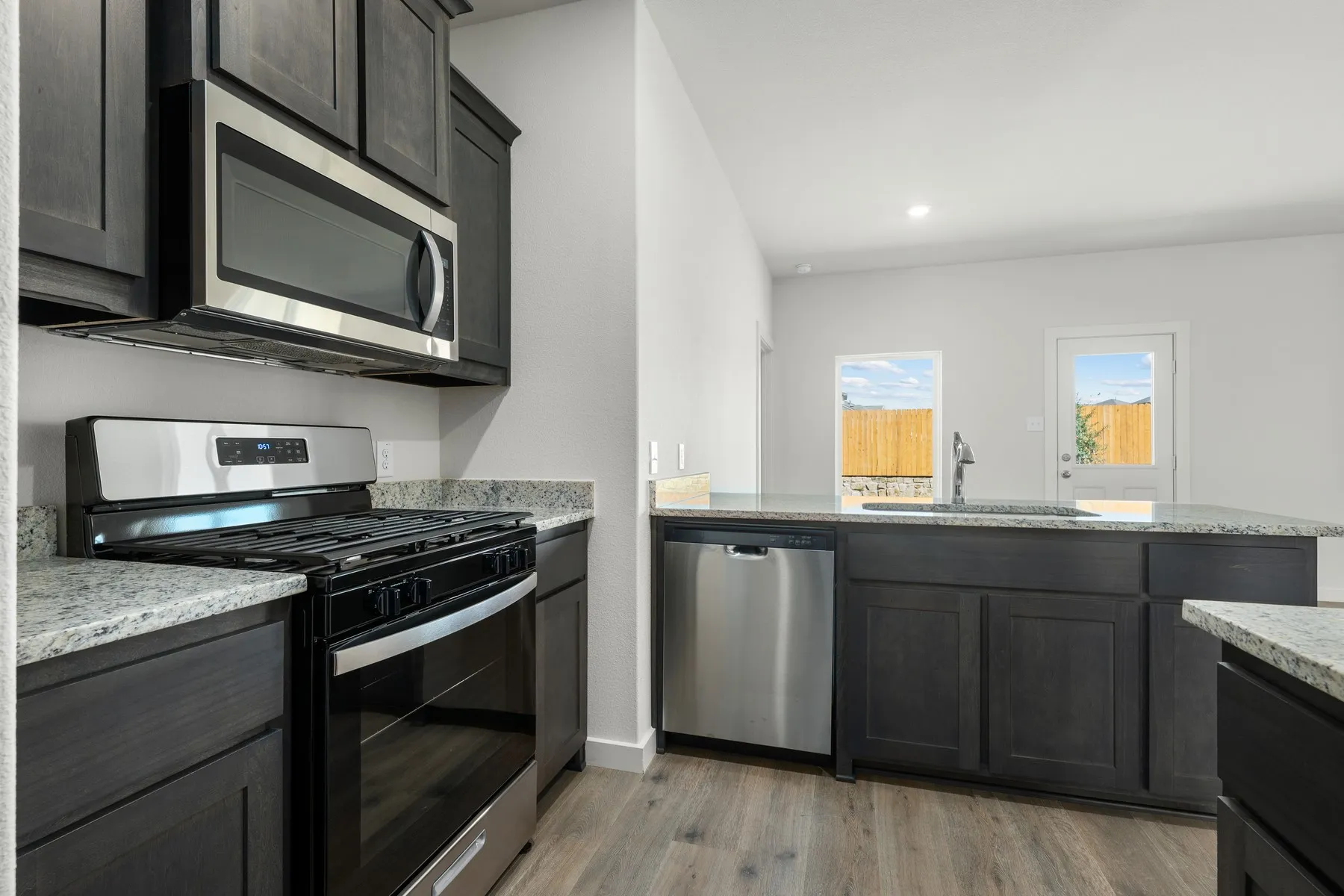 Single Family Residence For Rent in Tarrant County , 11136 Santana Drive, Fort Worth, Texas 76108, 3 Bedroom, 2 Bathroom, 2 Garage spaces, 1,229 Sqft, built in 2026, mls#21402522, Real Estate Agent in Fort Worth, Homes For Rent in Tarrant county, Homes For Rent in Fort Worth, Realtor in Fort Worth Texas, Real Estate Brokerage Independent Realty Texas, Luminita Cordes Realtor