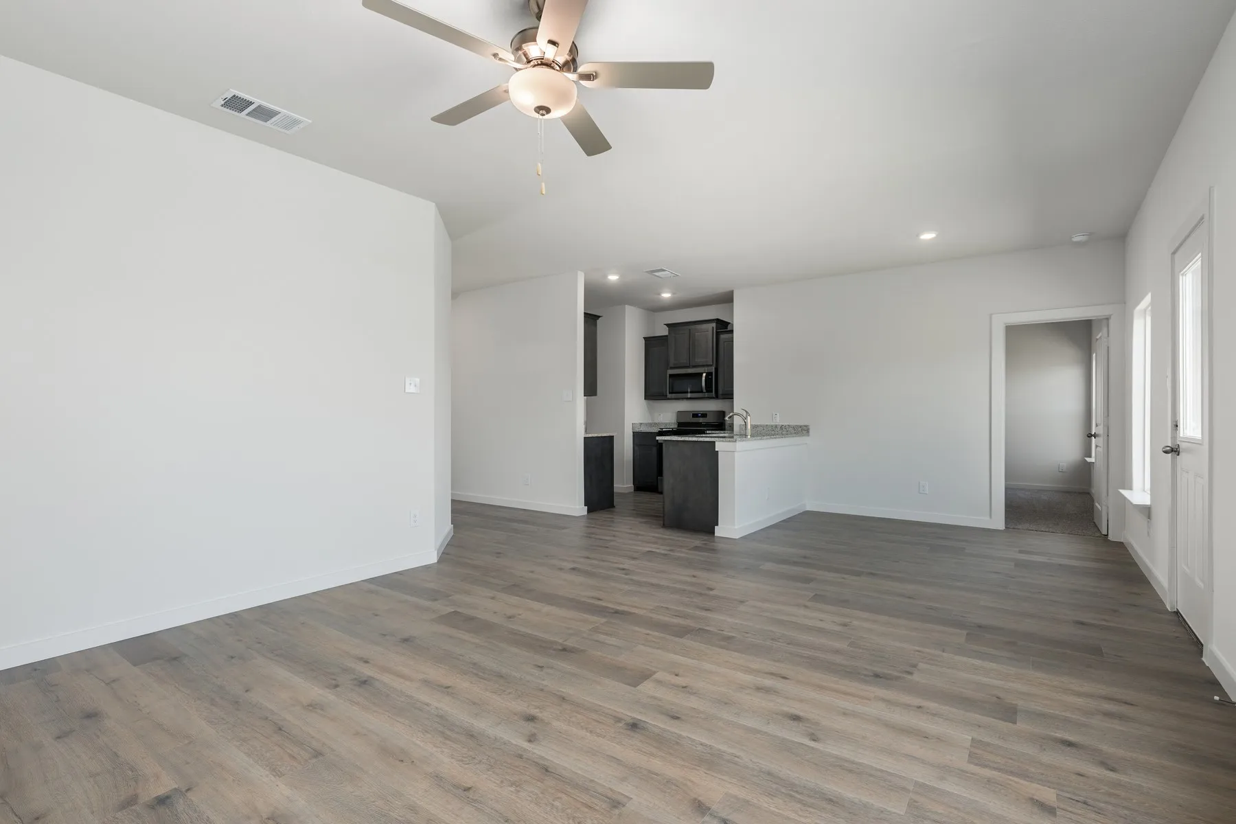 Single Family Residence For Rent in Tarrant County , 11136 Santana Drive, Fort Worth, Texas 76108, 3 Bedroom, 2 Bathroom, 2 Garage spaces, 1,229 Sqft, built in 2026, mls#21402522, Real Estate Agent in Fort Worth, Homes For Rent in Tarrant county, Homes For Rent in Fort Worth, Realtor in Fort Worth Texas, Real Estate Brokerage Independent Realty Texas, Luminita Cordes Realtor