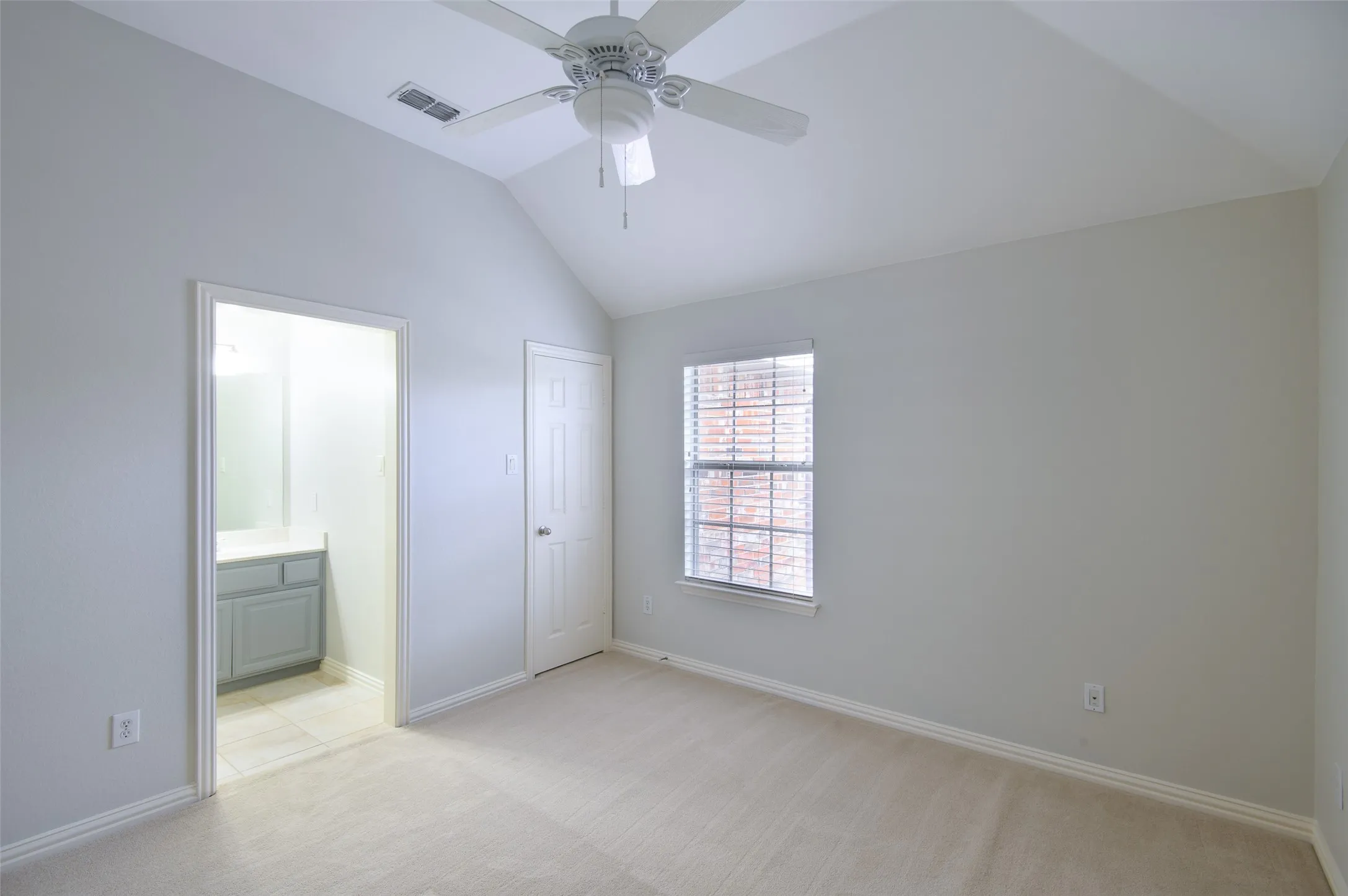 Single Family Residence For Rent in Collin County , 926 Sloan Drive, Allen, Texas 75013, 4 Bedroom, 4 Bathroom, 2 Garage spaces, 3,633 Sqft, built in 2005, mls#21402496, Real Estate Agent in Allen, Homes For Rent in Collin county, Homes For Rent in Allen, Realtor in Allen Texas, Real Estate Brokerage Independent Realty Texas, Luminita Cordes Realtor