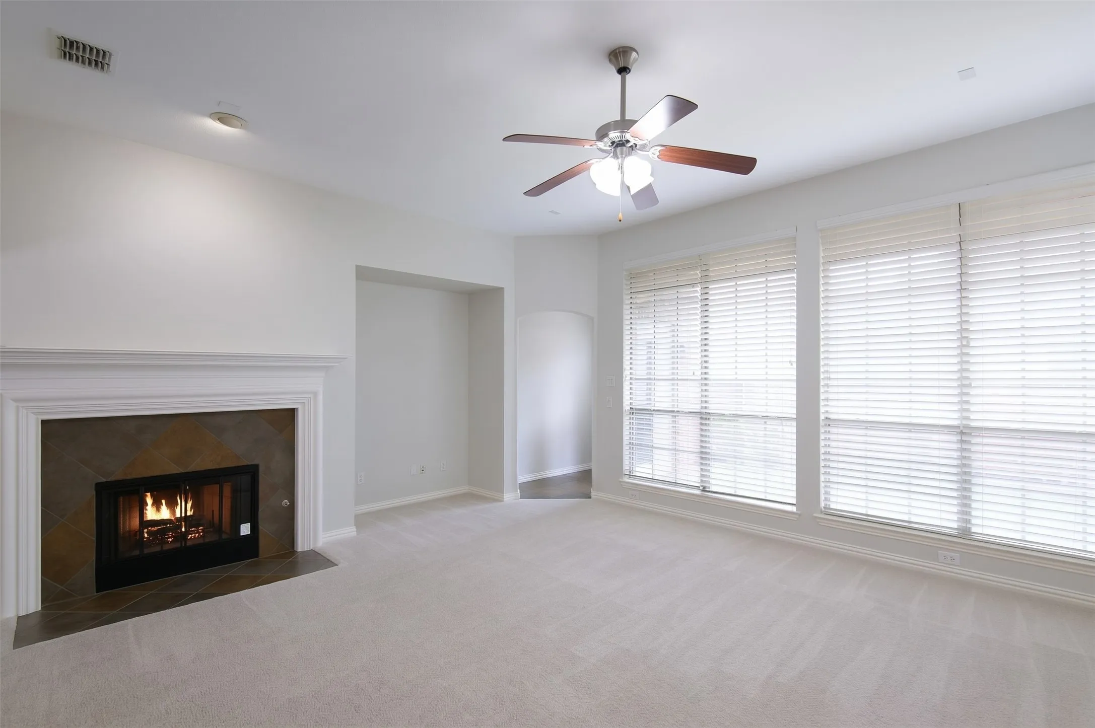 Single Family Residence For Rent in Collin County , 926 Sloan Drive, Allen, Texas 75013, 4 Bedroom, 4 Bathroom, 2 Garage spaces, 3,633 Sqft, built in 2005, mls#21402496, Real Estate Agent in Allen, Homes For Rent in Collin county, Homes For Rent in Allen, Realtor in Allen Texas, Real Estate Brokerage Independent Realty Texas, Luminita Cordes Realtor