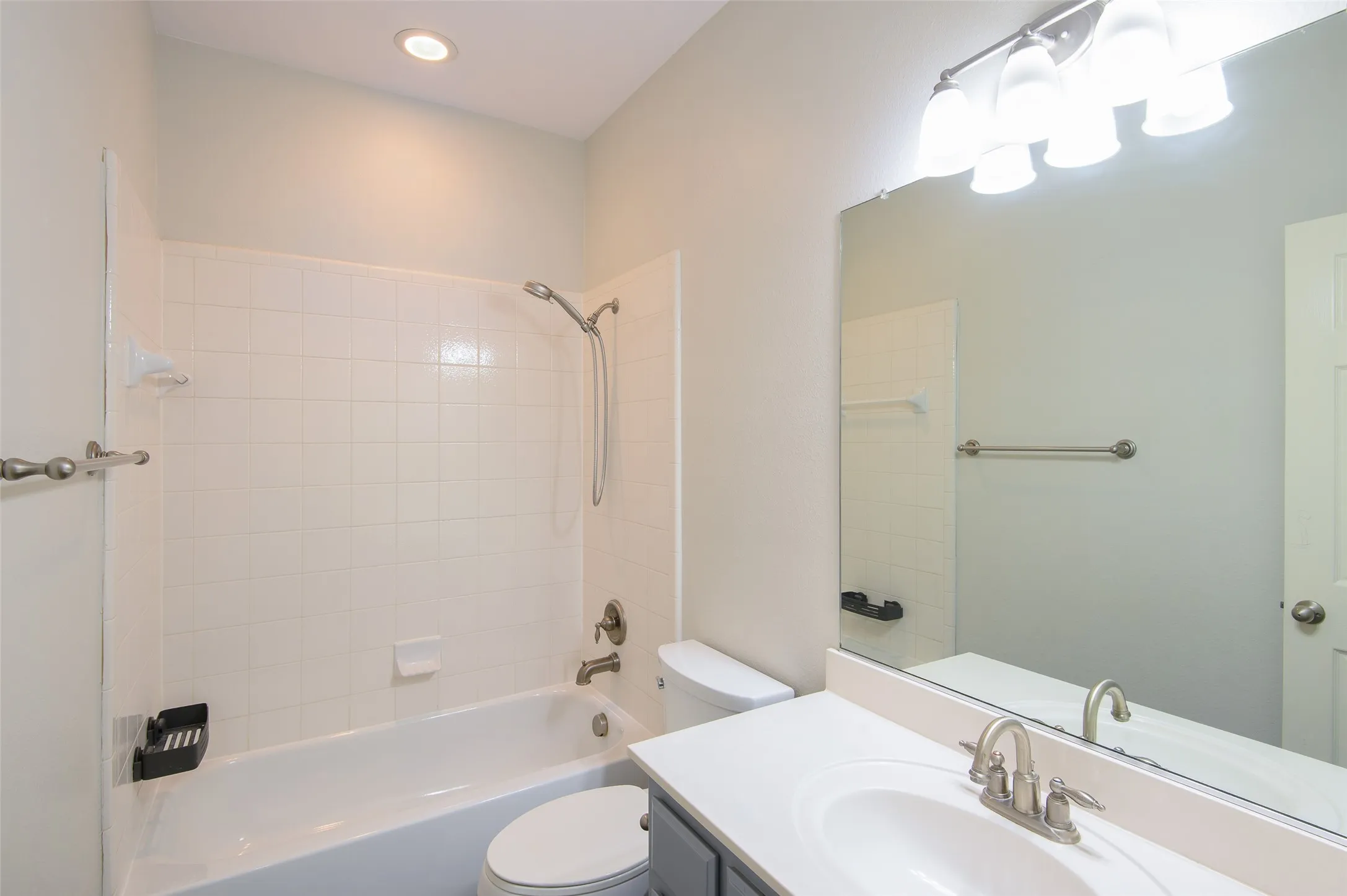 Single Family Residence For Rent in Collin County , 926 Sloan Drive, Allen, Texas 75013, 4 Bedroom, 4 Bathroom, 2 Garage spaces, 3,633 Sqft, built in 2005, mls#21402496, Real Estate Agent in Allen, Homes For Rent in Collin county, Homes For Rent in Allen, Realtor in Allen Texas, Real Estate Brokerage Independent Realty Texas, Luminita Cordes Realtor