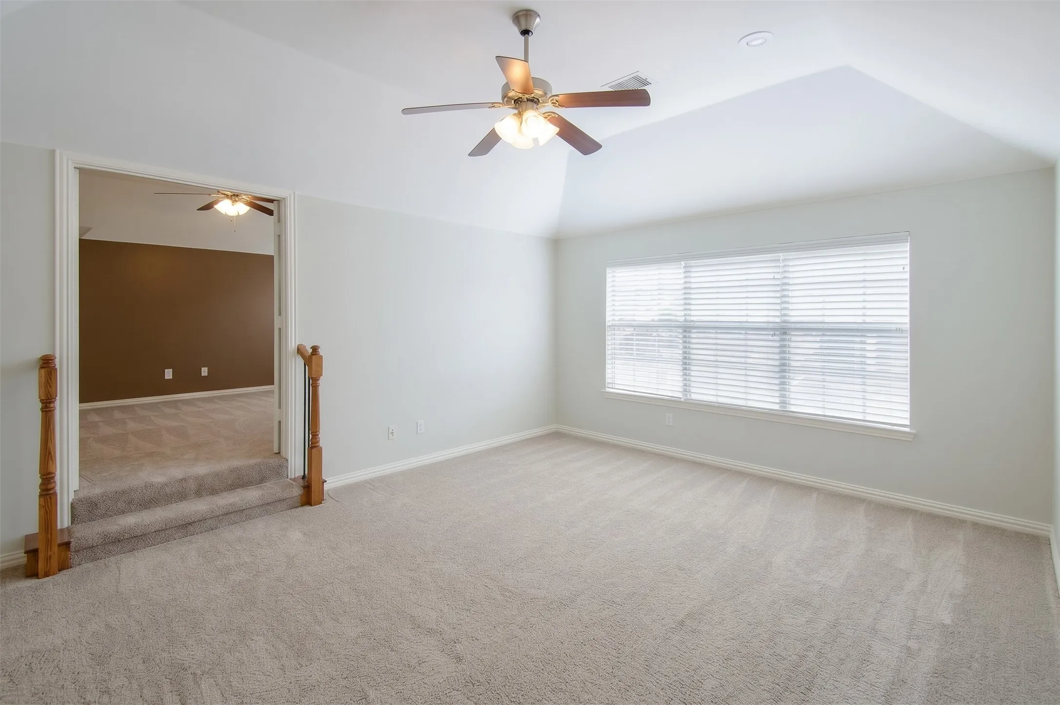 Single Family Residence For Rent in Collin County , 926 Sloan Drive, Allen, Texas 75013, 4 Bedroom, 4 Bathroom, 2 Garage spaces, 3,633 Sqft, built in 2005, mls#21402496, Real Estate Agent in Allen, Homes For Rent in Collin county, Homes For Rent in Allen, Realtor in Allen Texas, Real Estate Brokerage Independent Realty Texas, Luminita Cordes Realtor