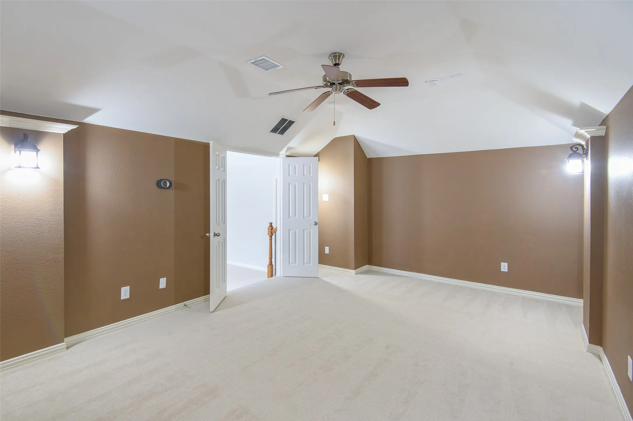 Single Family Residence For Rent in Collin County , 926 Sloan Drive, Allen, Texas 75013, 4 Bedroom, 4 Bathroom, 2 Garage spaces, 3,633 Sqft, built in 2005, mls#21402496, Real Estate Agent in Allen, Homes For Rent in Collin county, Homes For Rent in Allen, Realtor in Allen Texas, Real Estate Brokerage Independent Realty Texas, Luminita Cordes Realtor
