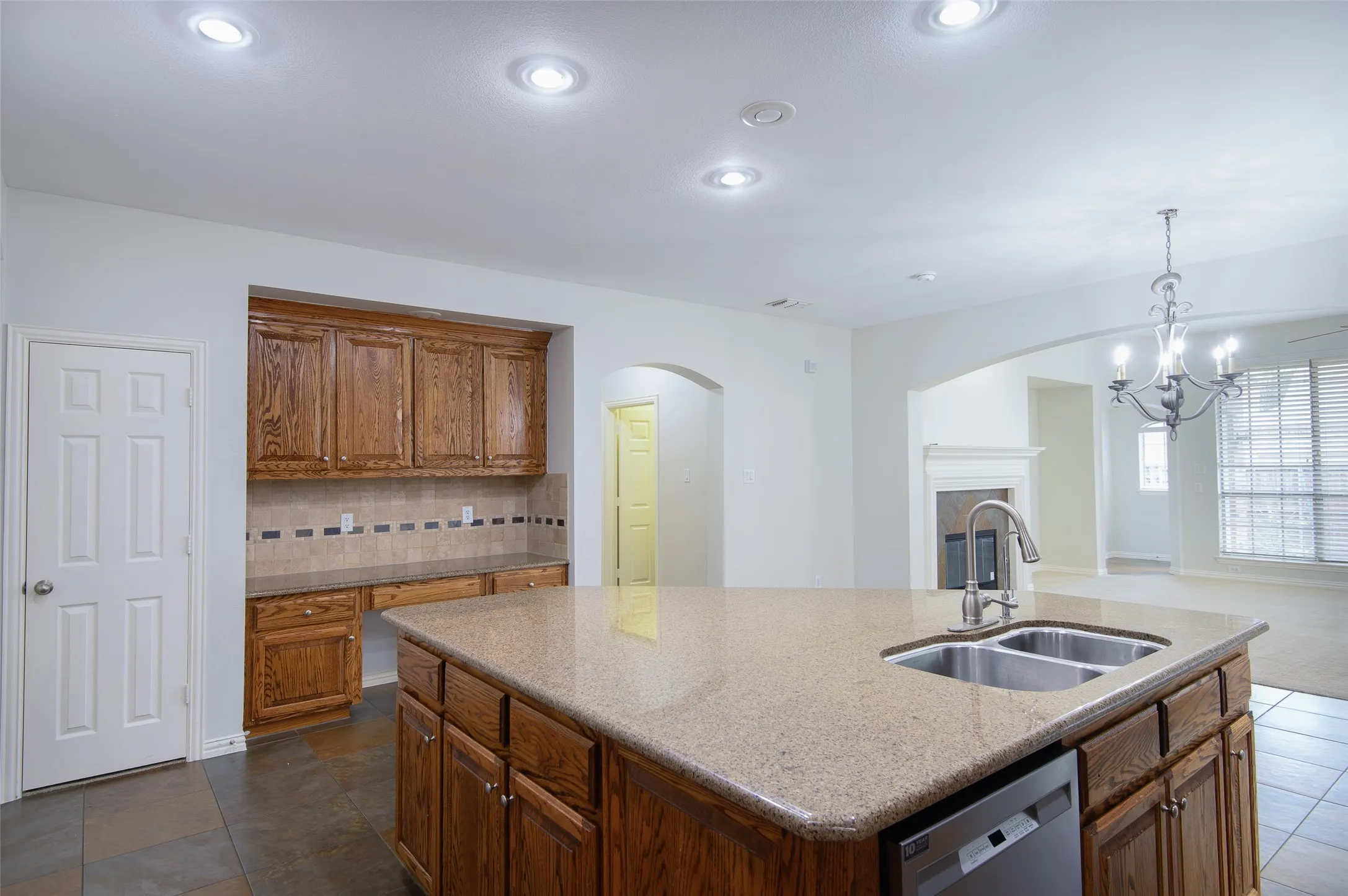 Single Family Residence For Rent in Collin County , 926 Sloan Drive, Allen, Texas 75013, 4 Bedroom, 4 Bathroom, 2 Garage spaces, 3,633 Sqft, built in 2005, mls#21402496, Real Estate Agent in Allen, Homes For Rent in Collin county, Homes For Rent in Allen, Realtor in Allen Texas, Real Estate Brokerage Independent Realty Texas, Luminita Cordes Realtor