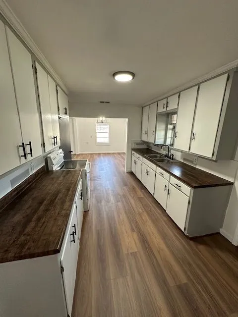 Single Family Residence For Rent in Callahan County , 6668 County Road 120, Clyde, Texas 79510, 3 Bedroom, 1 Bathroom, Garage spaces, 1,146 Sqft, built in 1980, mls#21402528, Real Estate Agent in Clyde, Homes For Rent in Callahan county, Homes For Rent in Clyde, Realtor in Clyde Texas, Real Estate Brokerage Independent Realty Texas, Luminita Cordes Realtor