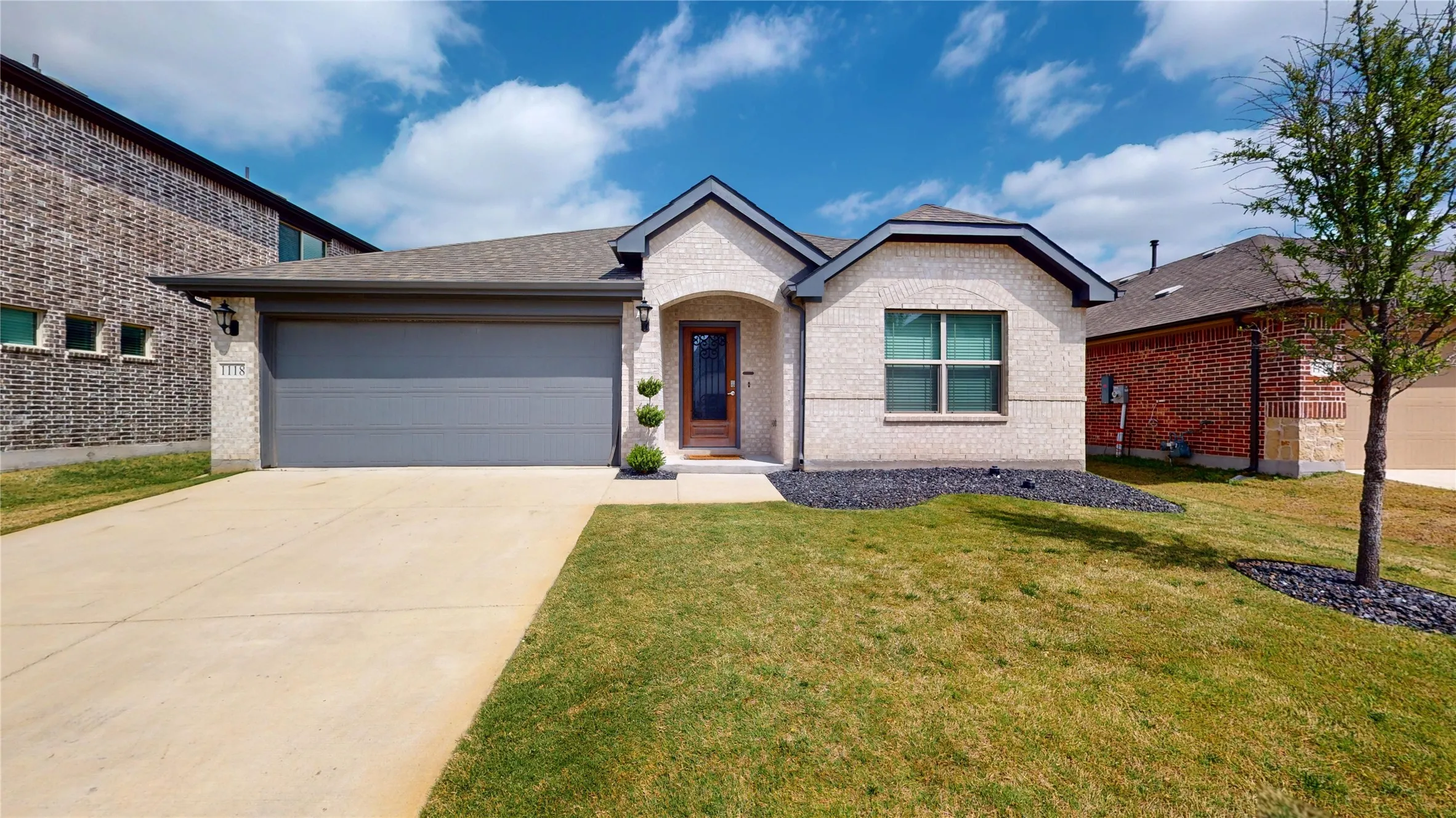 Single Family Residence For Sale in Collin County , 1118 Holcombe Drive, Anna, Texas 75409, 3 Bedroom, 2 Bathroom, 2 Garage spaces, 1,678 Sqft, built in 2022, mls#21402530, Real Estate Agent in Anna, Homes For Sale in Collin county, Homes For Sale in Anna, Realtor in Anna Texas, Real Estate Brokerage Independent Realty Texas, Luminita Cordes Realtor
