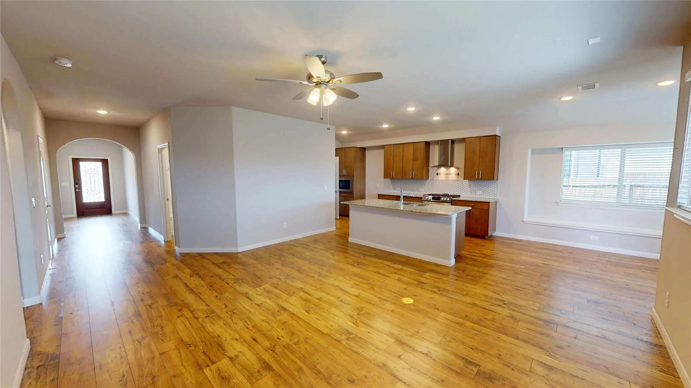 Single Family Residence For Sale in Collin County , 1118 Holcombe Drive, Anna, Texas 75409, 3 Bedroom, 2 Bathroom, 2 Garage spaces, 1,678 Sqft, built in 2022, mls#21402530, Real Estate Agent in Anna, Homes For Sale in Collin county, Homes For Sale in Anna, Realtor in Anna Texas, Real Estate Brokerage Independent Realty Texas, Luminita Cordes Realtor