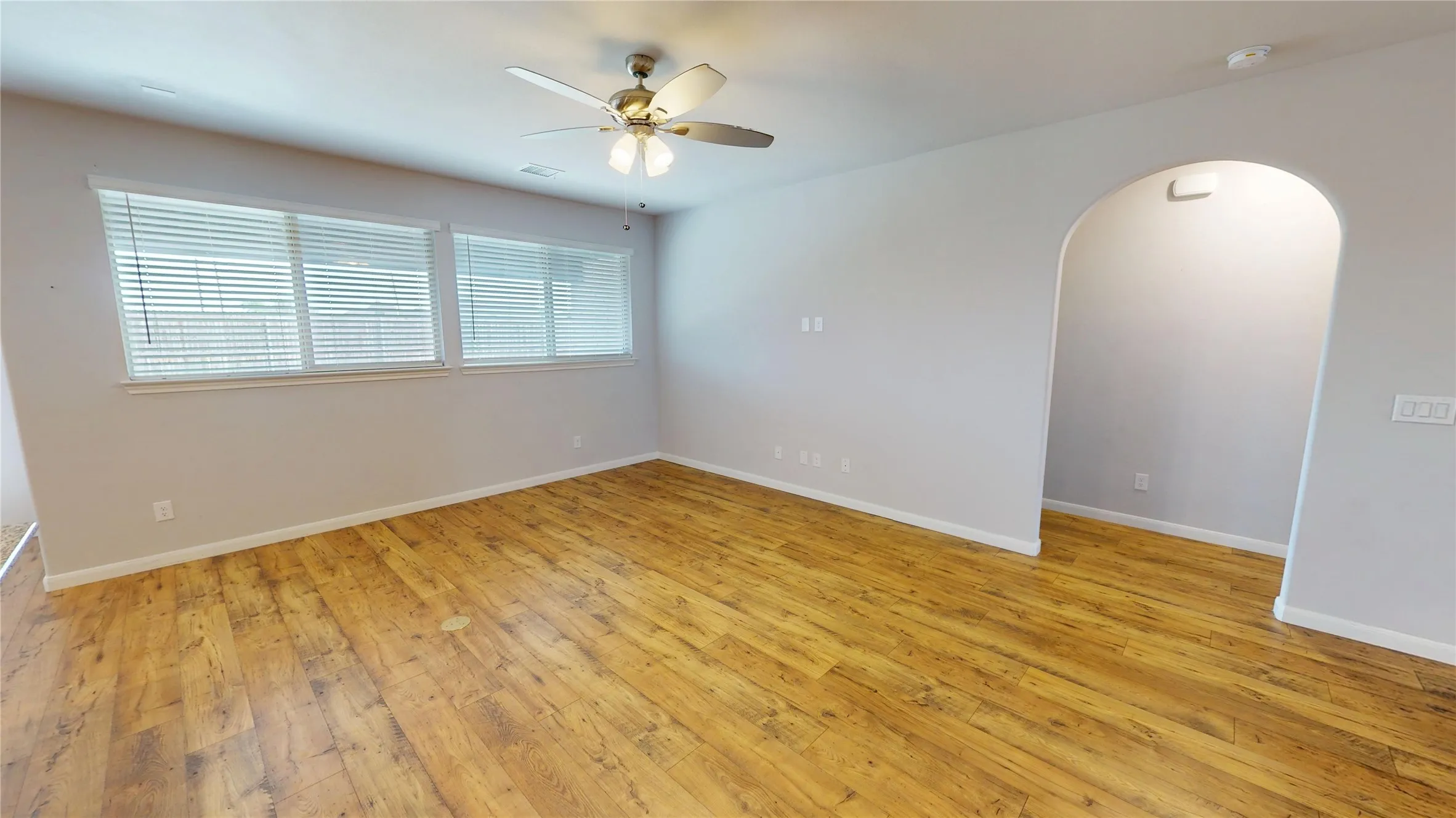Single Family Residence For Sale in Collin County , 1118 Holcombe Drive, Anna, Texas 75409, 3 Bedroom, 2 Bathroom, 2 Garage spaces, 1,678 Sqft, built in 2022, mls#21402530, Real Estate Agent in Anna, Homes For Sale in Collin county, Homes For Sale in Anna, Realtor in Anna Texas, Real Estate Brokerage Independent Realty Texas, Luminita Cordes Realtor