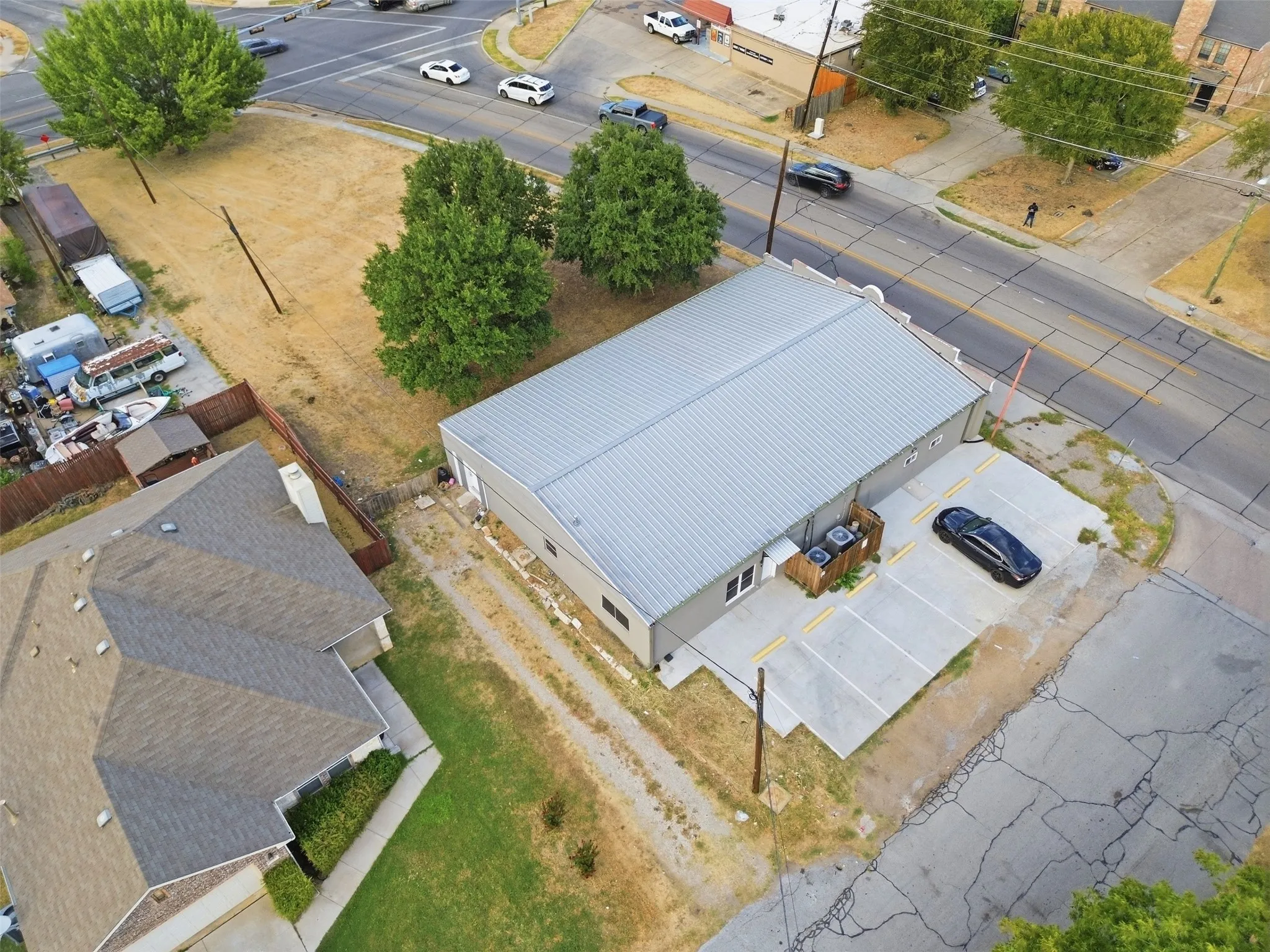 Retail For Rent in Dallas County , 625-627 S Rogers Road, Irving, Texas 75060, 0, 0, Garage spaces, 0 Sqft, built in 1950, mls#21402515, Real Estate Agent in Irving, Homes For Rent in Dallas county, Homes For Rent in Irving, Realtor in Irving Texas, Real Estate Brokerage Independent Realty Texas, Luminita Cordes Realtor