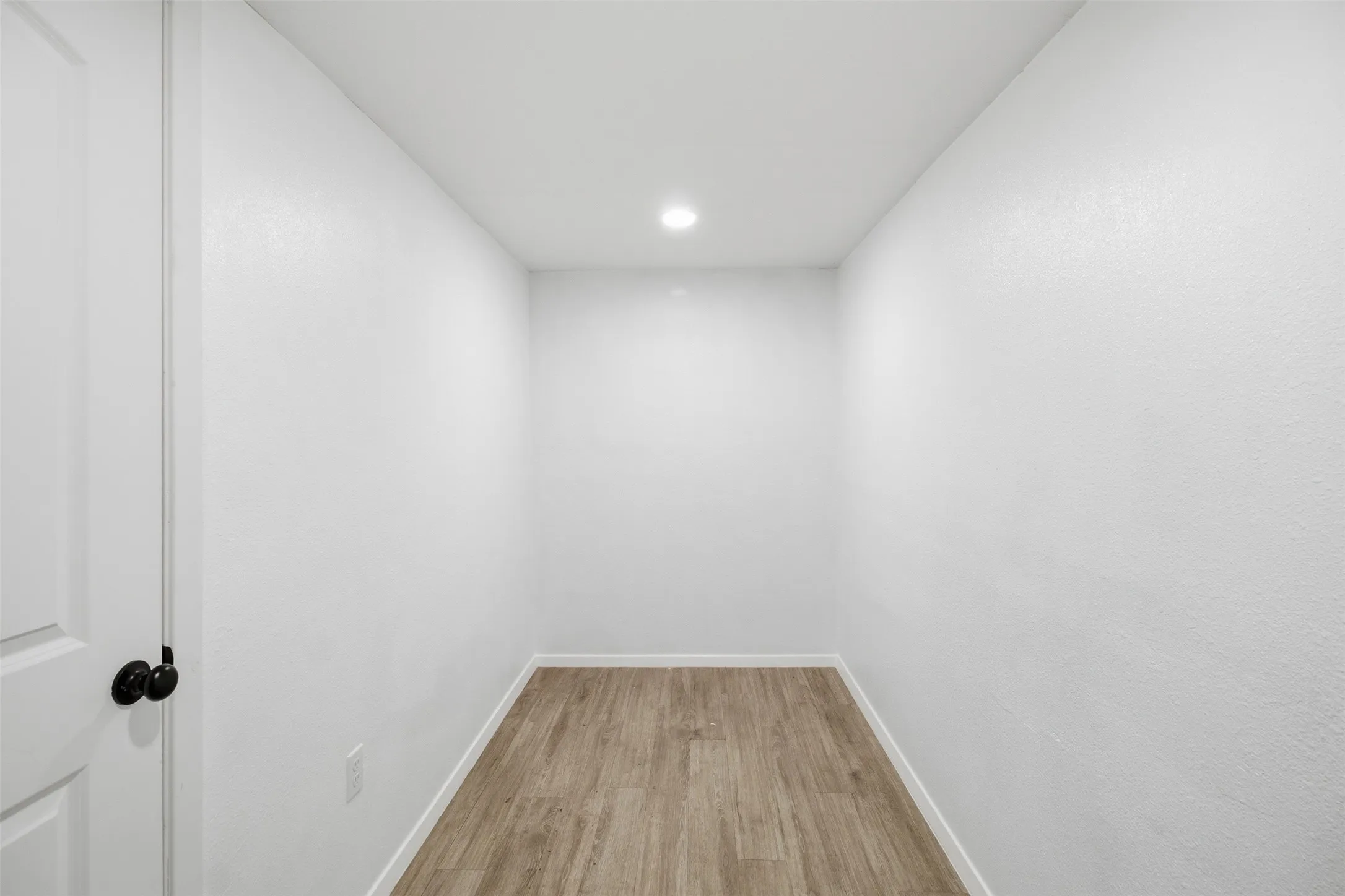 Retail For Rent in Dallas County , 625-627 S Rogers Road, Irving, Texas 75060, 0, 0, Garage spaces, 0 Sqft, built in 1950, mls#21402515, Real Estate Agent in Irving, Homes For Rent in Dallas county, Homes For Rent in Irving, Realtor in Irving Texas, Real Estate Brokerage Independent Realty Texas, Luminita Cordes Realtor