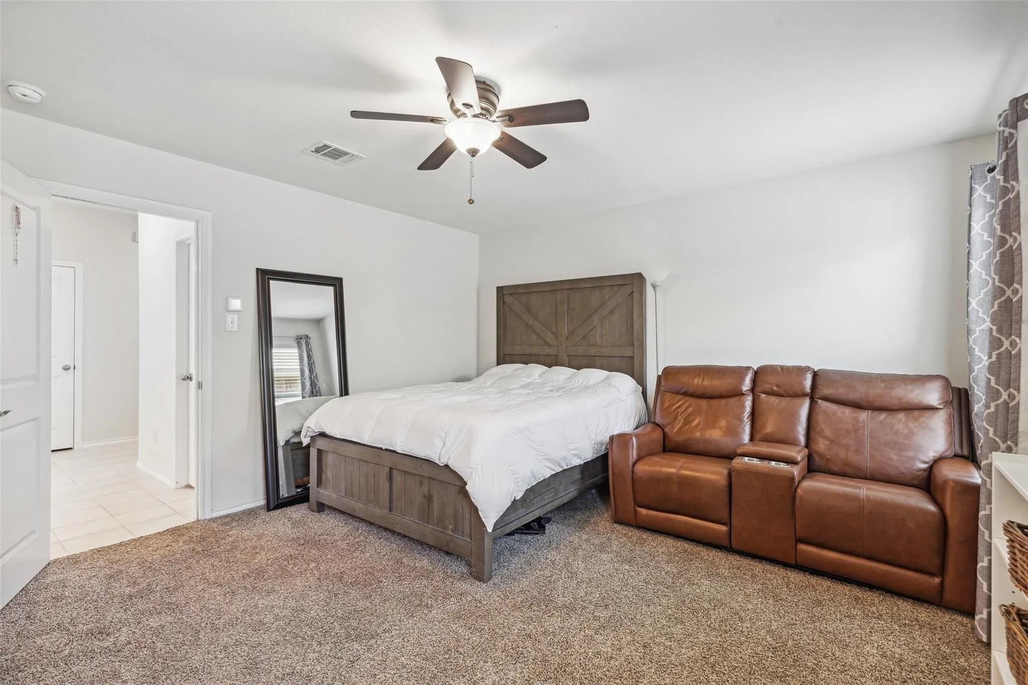 Single Family Residence For Rent in Collin County , 706 Rustic Meadows Trail, Princeton, Texas 75407, 3 Bedroom, 2 Bathroom, 2 Garage spaces, 1,656 Sqft, built in 2018, mls#21402534, Real Estate Agent in Princeton, Homes For Rent in Collin county, Homes For Rent in Princeton, Realtor in Princeton Texas, Real Estate Brokerage Independent Realty Texas, Luminita Cordes Realtor