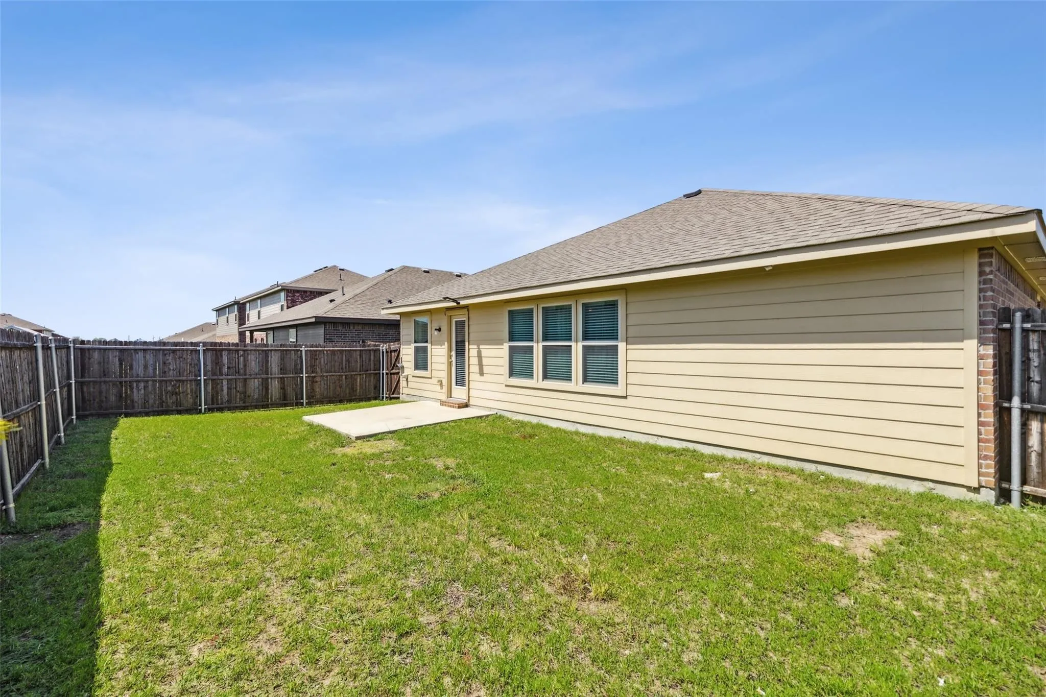 Single Family Residence For Rent in Collin County , 706 Rustic Meadows Trail, Princeton, Texas 75407, 3 Bedroom, 2 Bathroom, 2 Garage spaces, 1,656 Sqft, built in 2018, mls#21402534, Real Estate Agent in Princeton, Homes For Rent in Collin county, Homes For Rent in Princeton, Realtor in Princeton Texas, Real Estate Brokerage Independent Realty Texas, Luminita Cordes Realtor