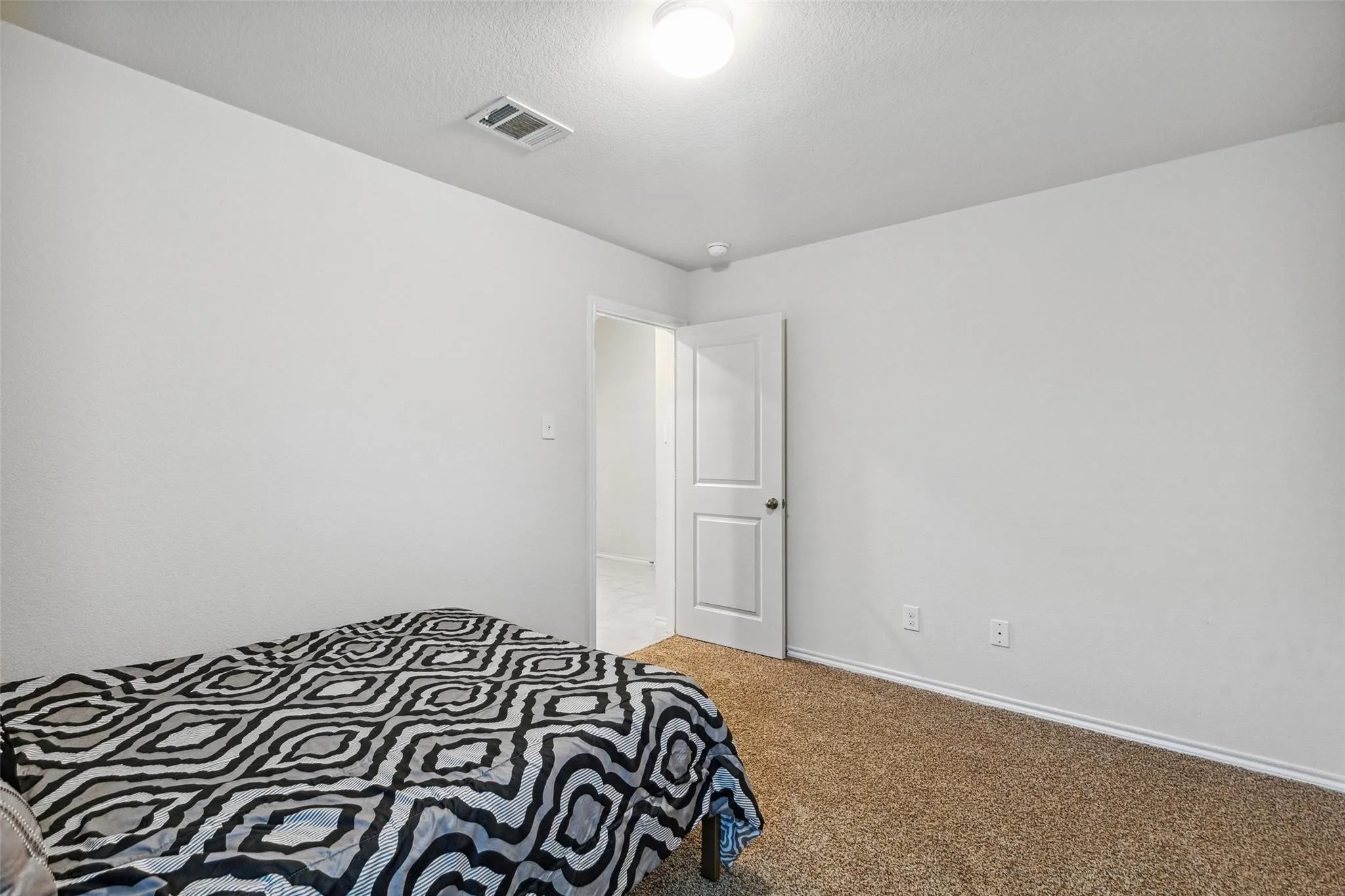 Single Family Residence For Rent in Collin County , 706 Rustic Meadows Trail, Princeton, Texas 75407, 3 Bedroom, 2 Bathroom, 2 Garage spaces, 1,656 Sqft, built in 2018, mls#21402534, Real Estate Agent in Princeton, Homes For Rent in Collin county, Homes For Rent in Princeton, Realtor in Princeton Texas, Real Estate Brokerage Independent Realty Texas, Luminita Cordes Realtor