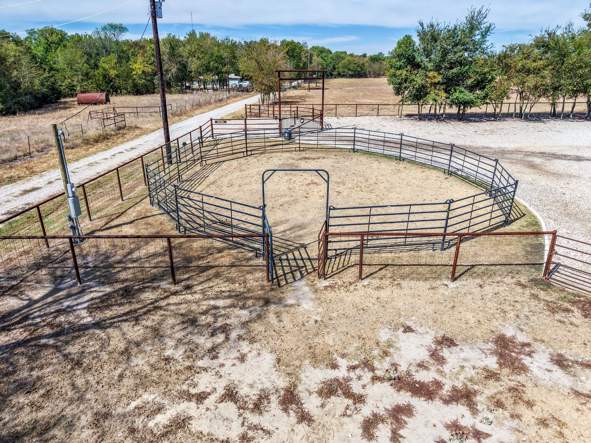 Farm For Sale in Hopkins County , 297 County Road 4820, Sulphur Springs, Texas 75482, 2 Bedroom, 2 Bathroom, 2 Garage spaces, 1,360 Sqft, built in 2023, mls#21398713, Real Estate Agent in Sulphur Springs, Homes For Sale in Hopkins county, Homes For Sale in Sulphur Springs, Realtor in Sulphur Springs Texas, Real Estate Brokerage Independent Realty Texas, Luminita Cordes Realtor